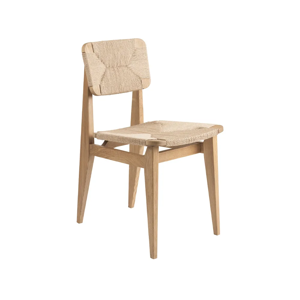 Chaise C-Chair, oak oiled, assise et dossier en osier naturel GUBI