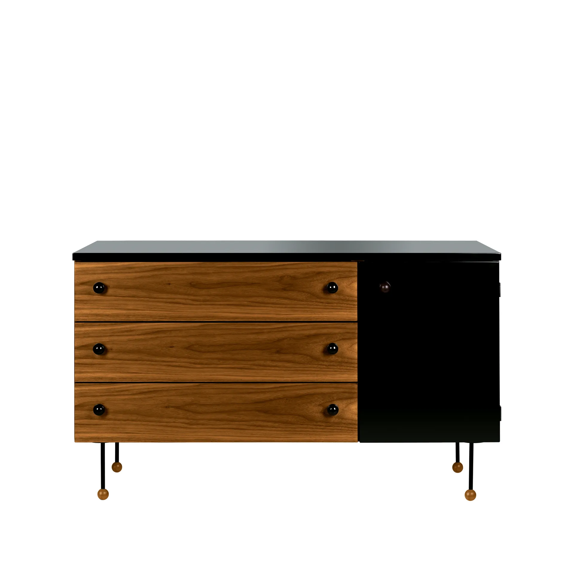 Commode 62 Dresser, american walnut, 3 tiroirs GUBI