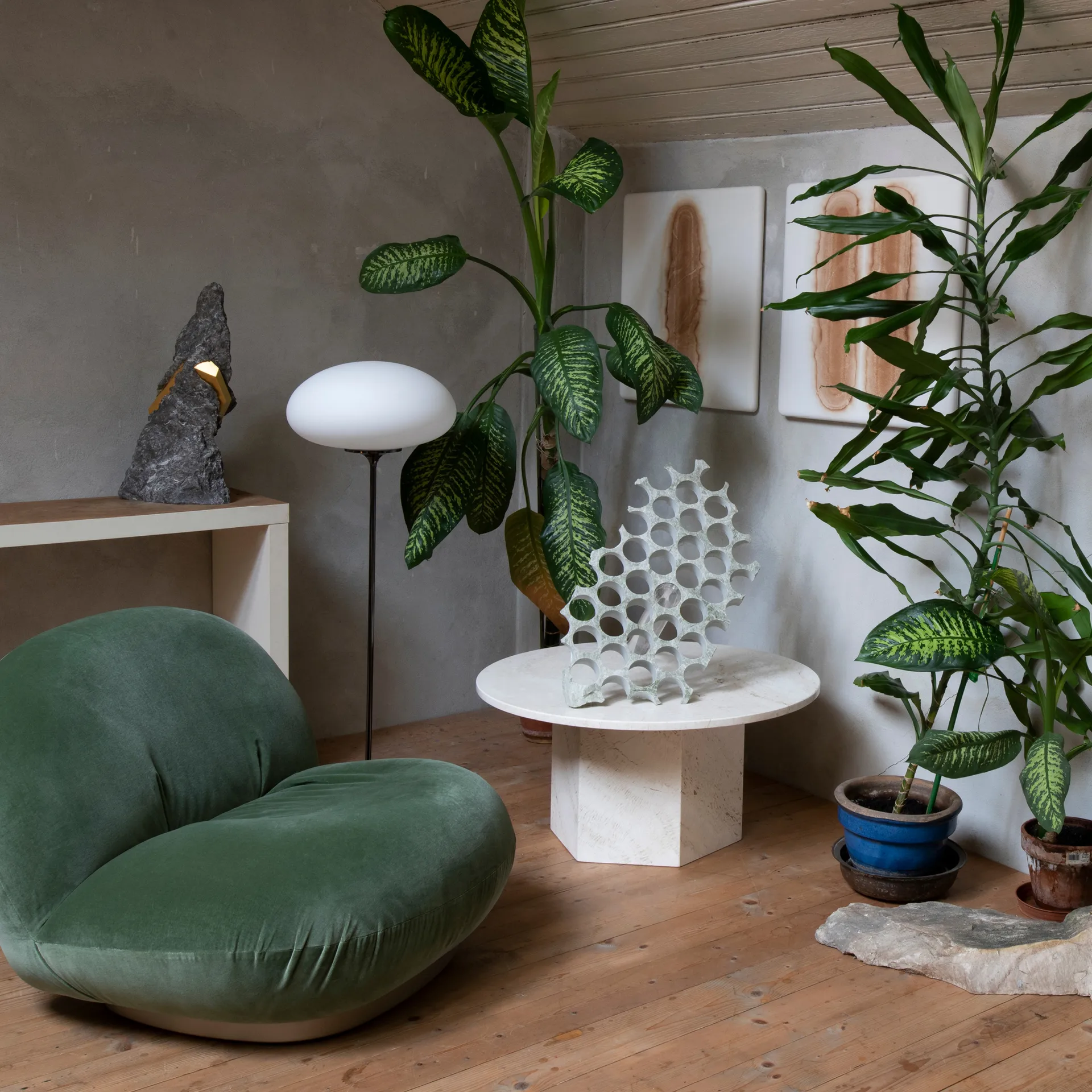 Lampadaire Stemlite 110 cm, Black Chrome GUBI