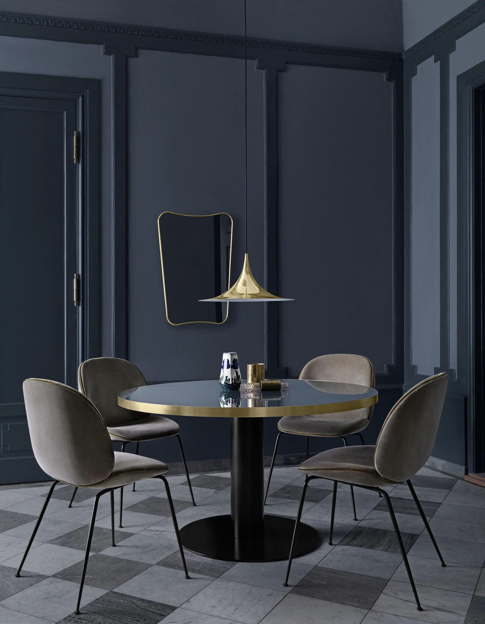 Lampe à suspension Semi Ø 47 cm, Polished brass GUBI