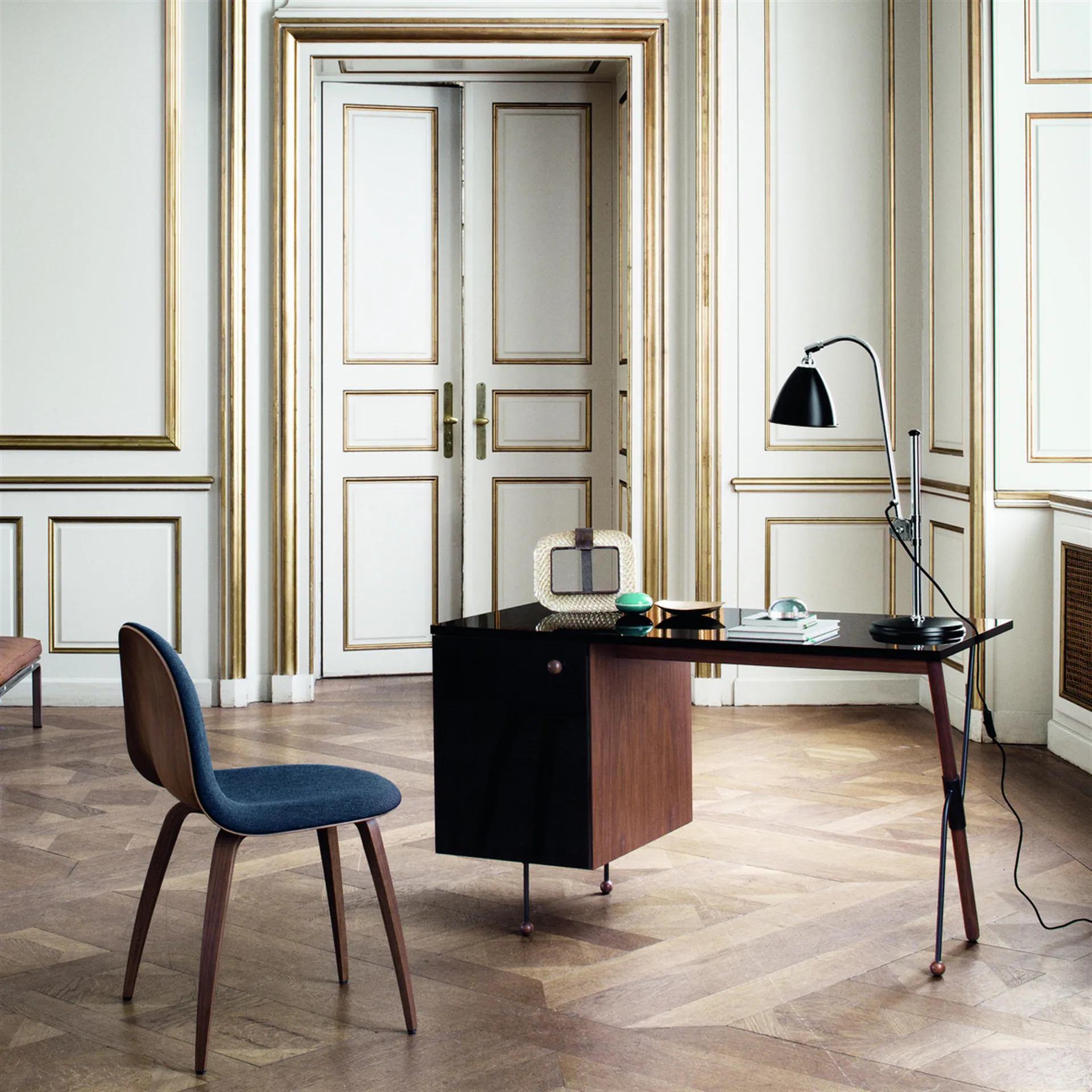 Lampe de table Bestlite BL1, noir-chrome GUBI