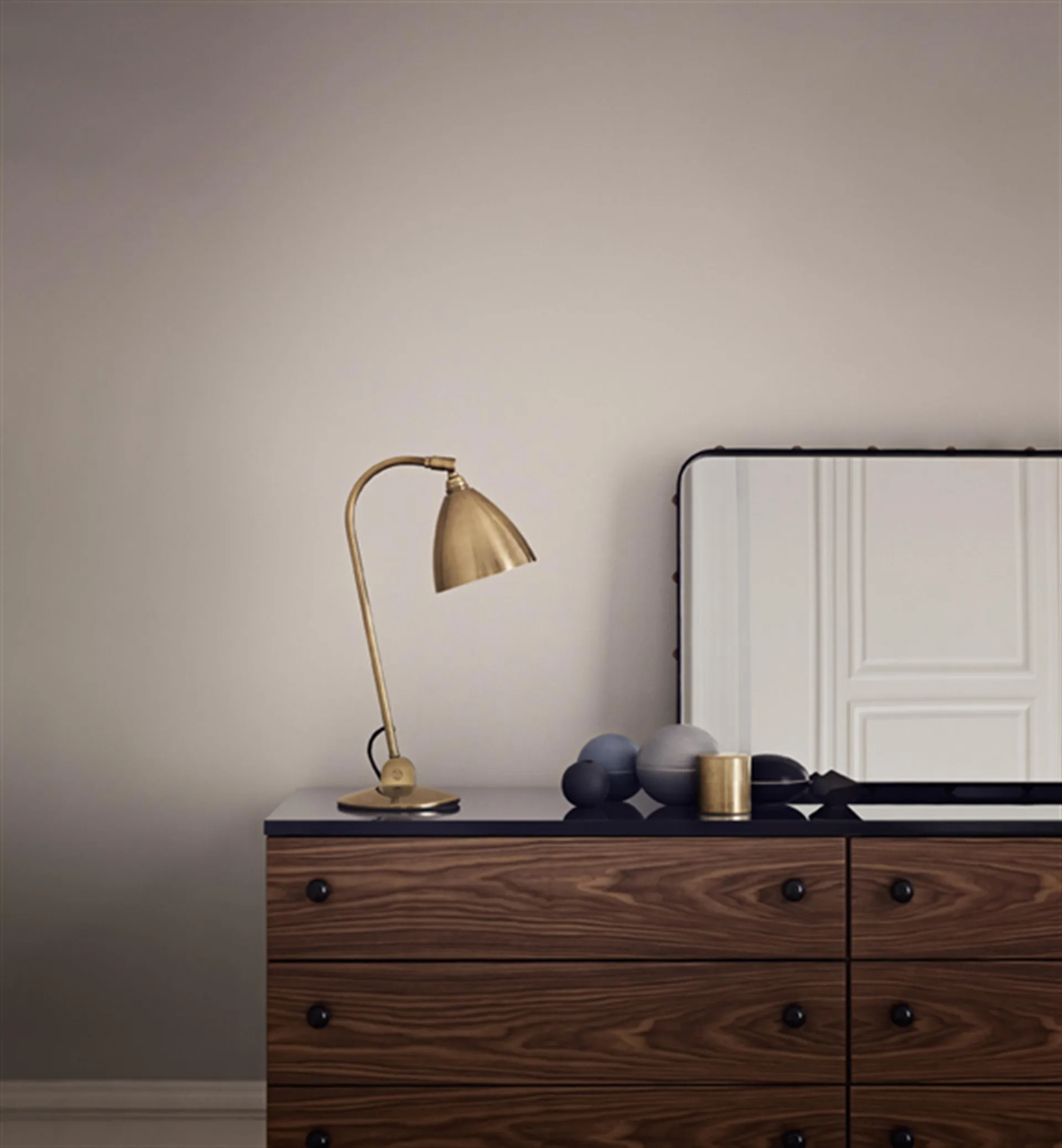 Lampe de table Bestlite BL2, laiton GUBI