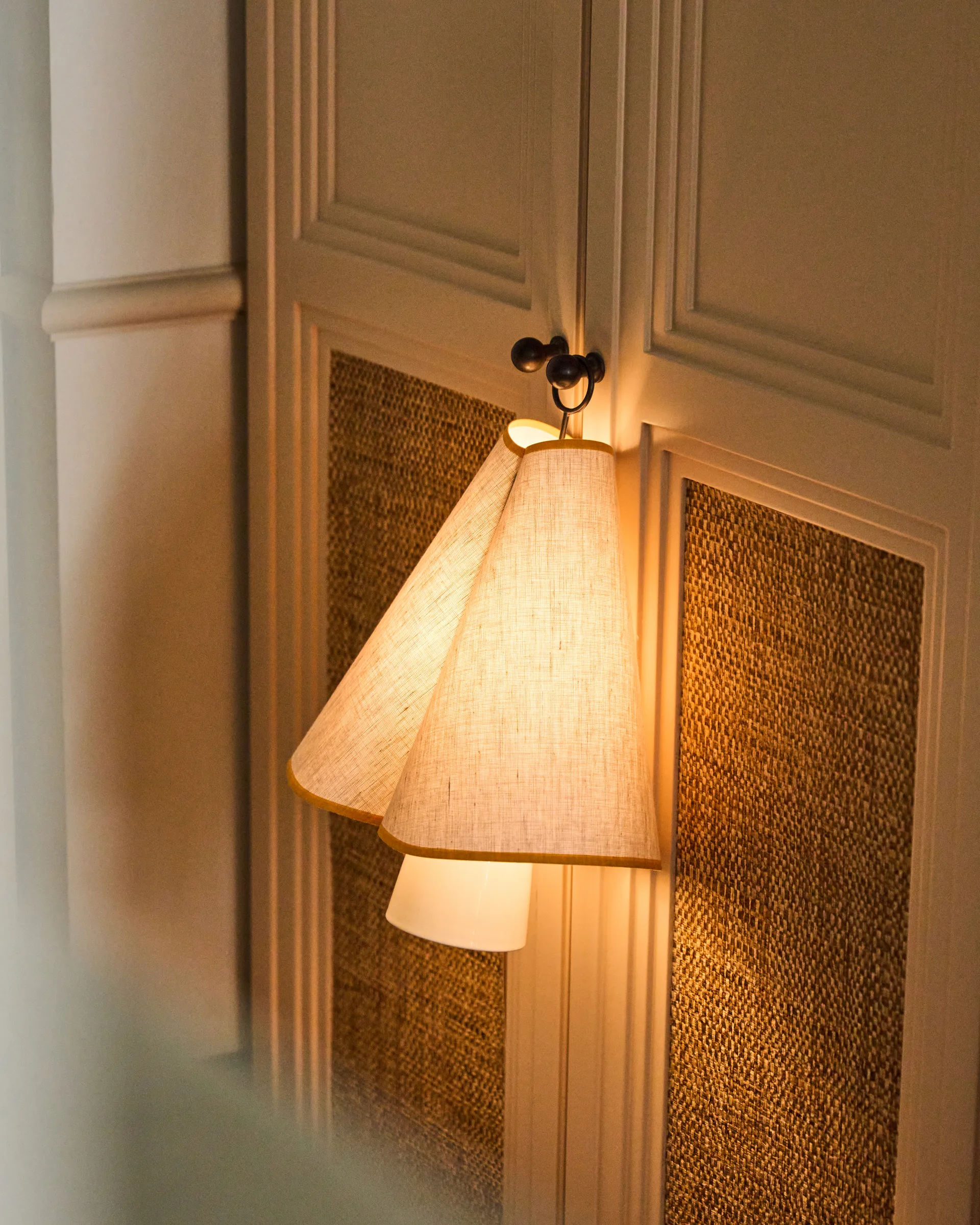 Lampe de table portable Hornbæk, Poppy yellow GUBI