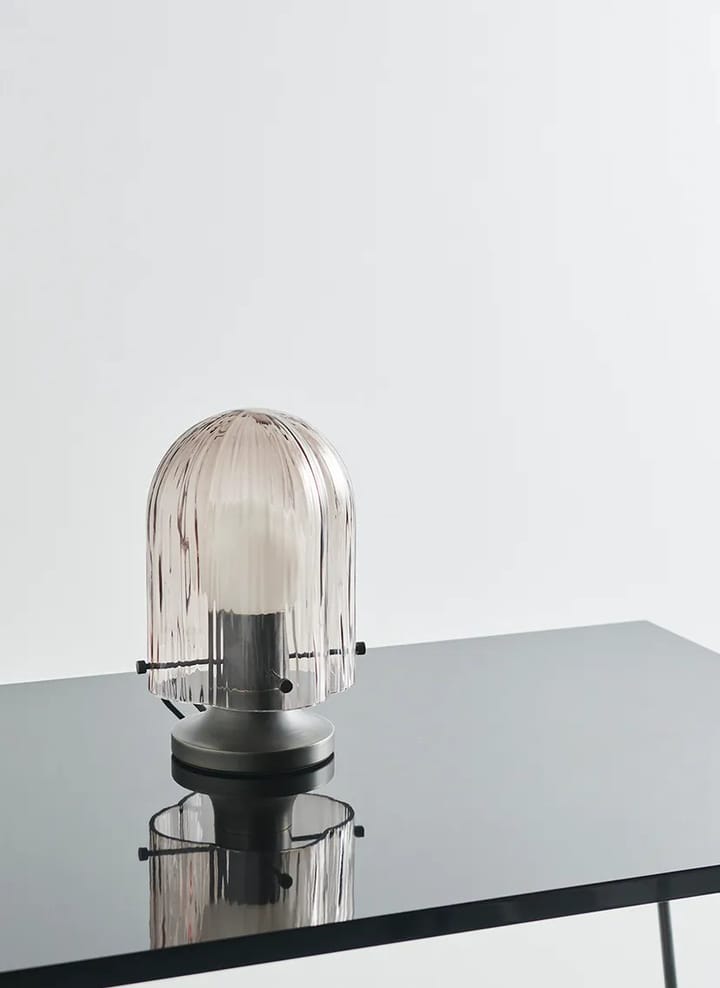 Lampe de table Seine Ø17,2x26,2 cm - Brass-smoke - GUBI