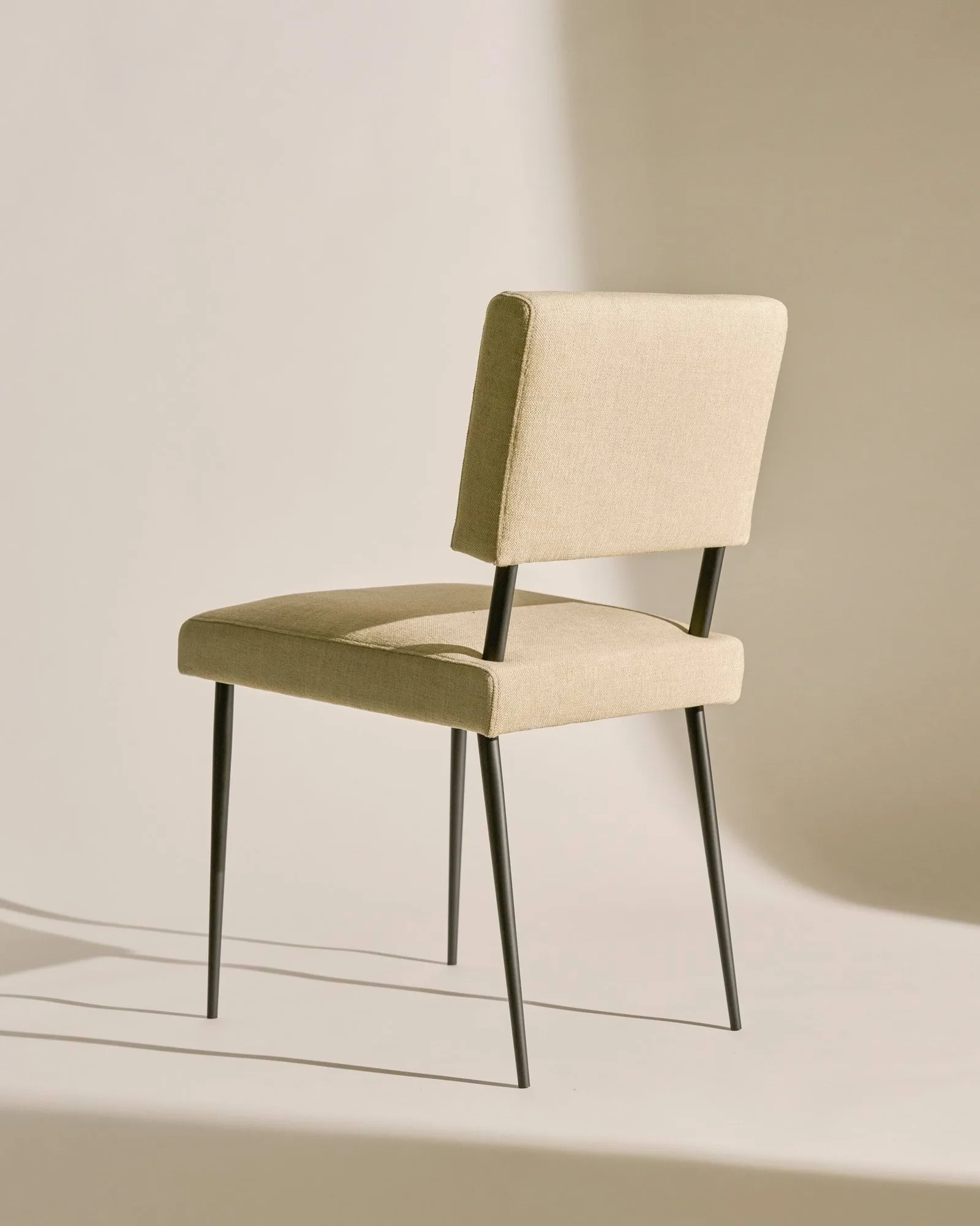 M-Chair chaise, Bonito 075-noir mat GUBI