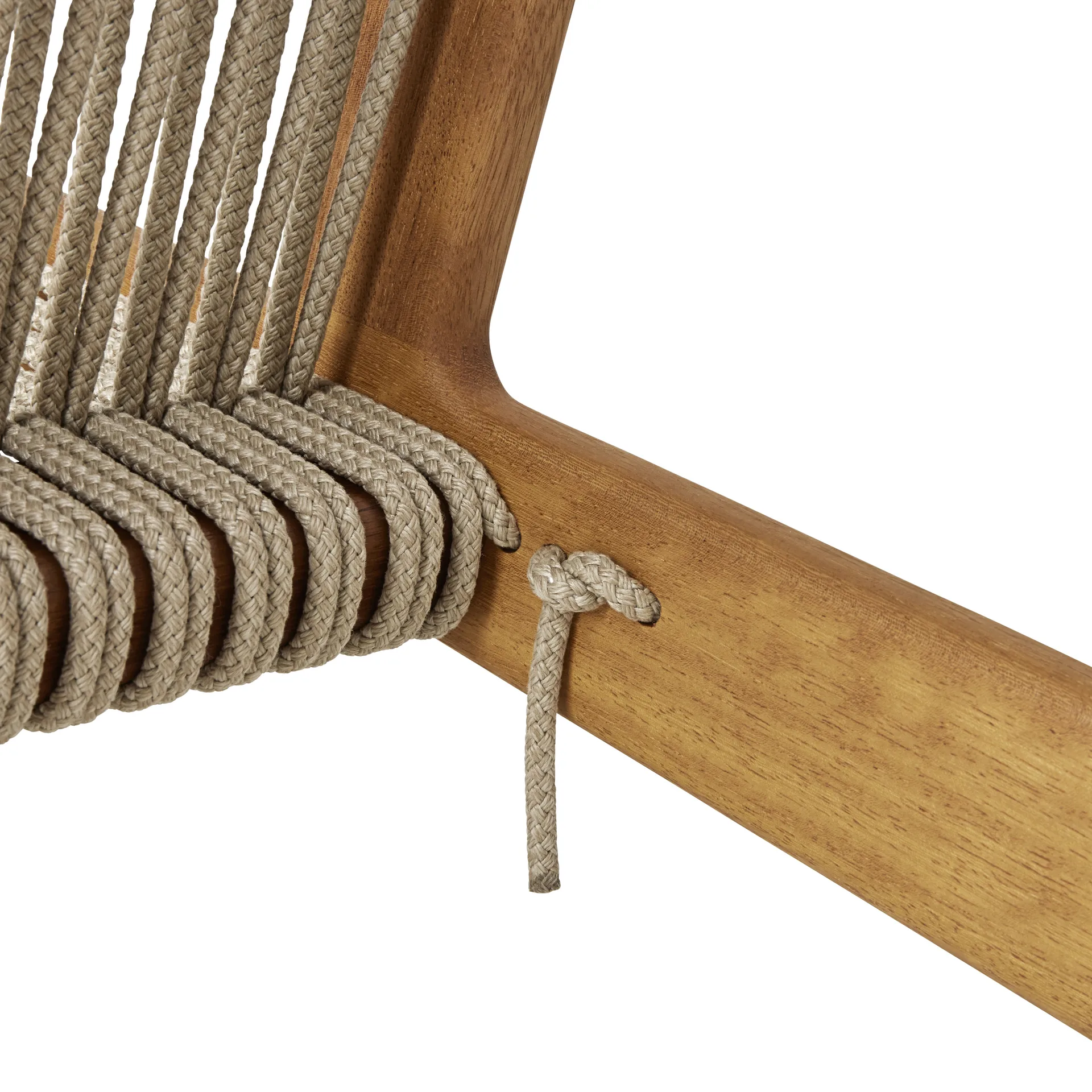 MR01 Initial outdoor lounge chair, Bois d'iroko huilé GUBI