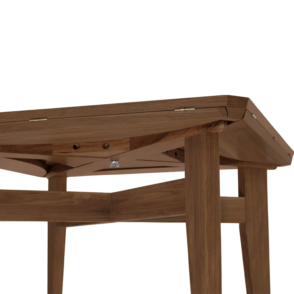 Table à manger B-Table, american walnut GUBI