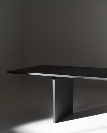 Table à manger Private 100x320 cm - Marron-chêne teinté noir - GUBI