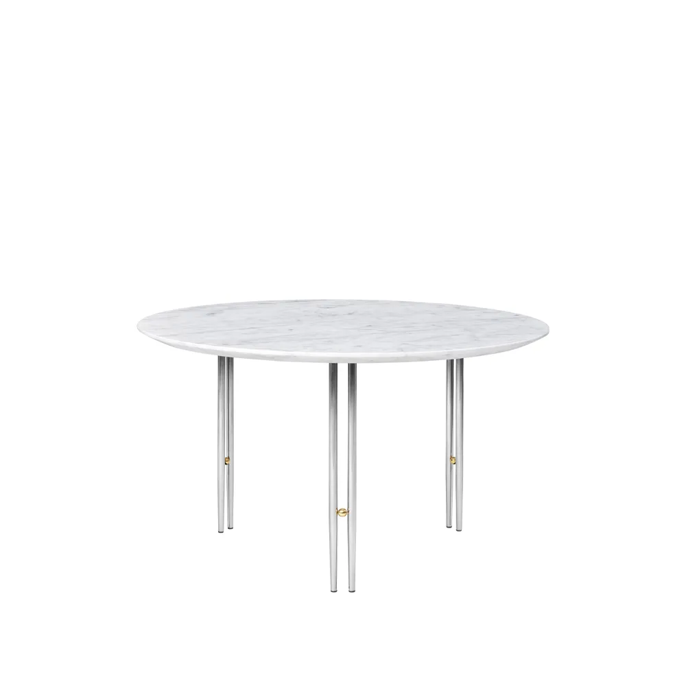Table basse IOI, White carrara marble-ø70-chrome GUBI