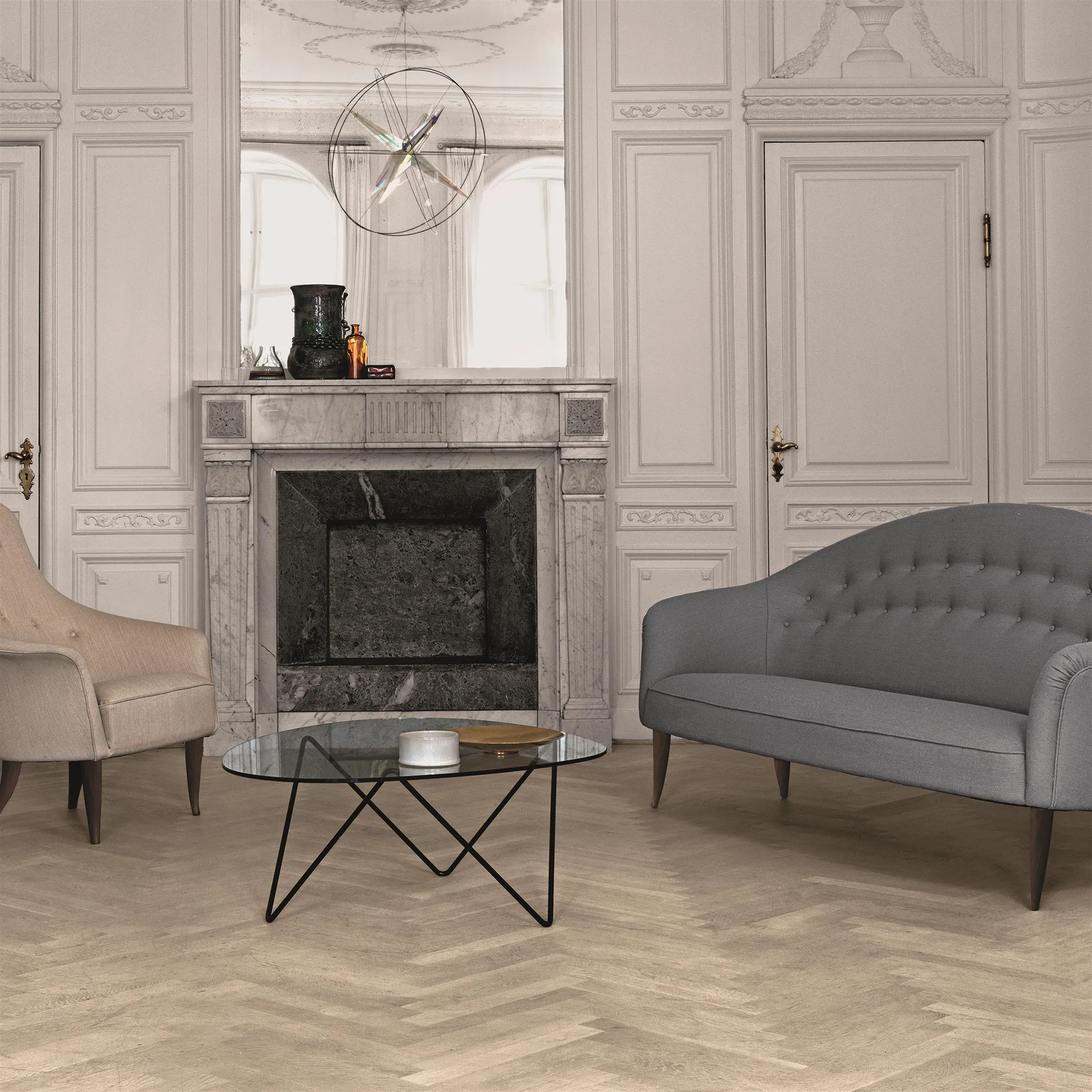 Table basse Pedrera, pieds noirs GUBI