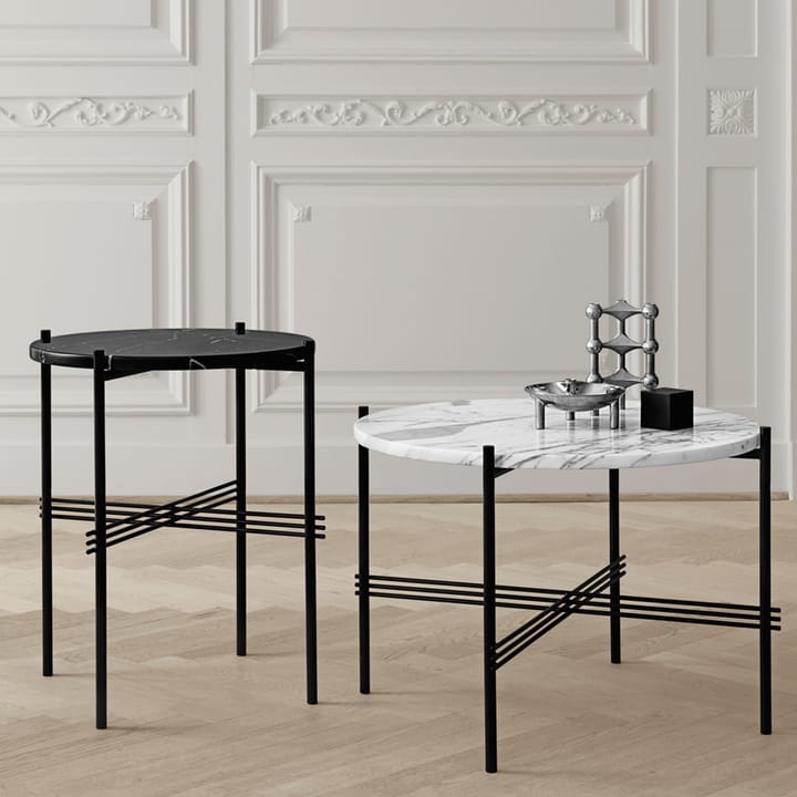 Table basse TS Round, green guatemala marble, ø105, structure noire GUBI
