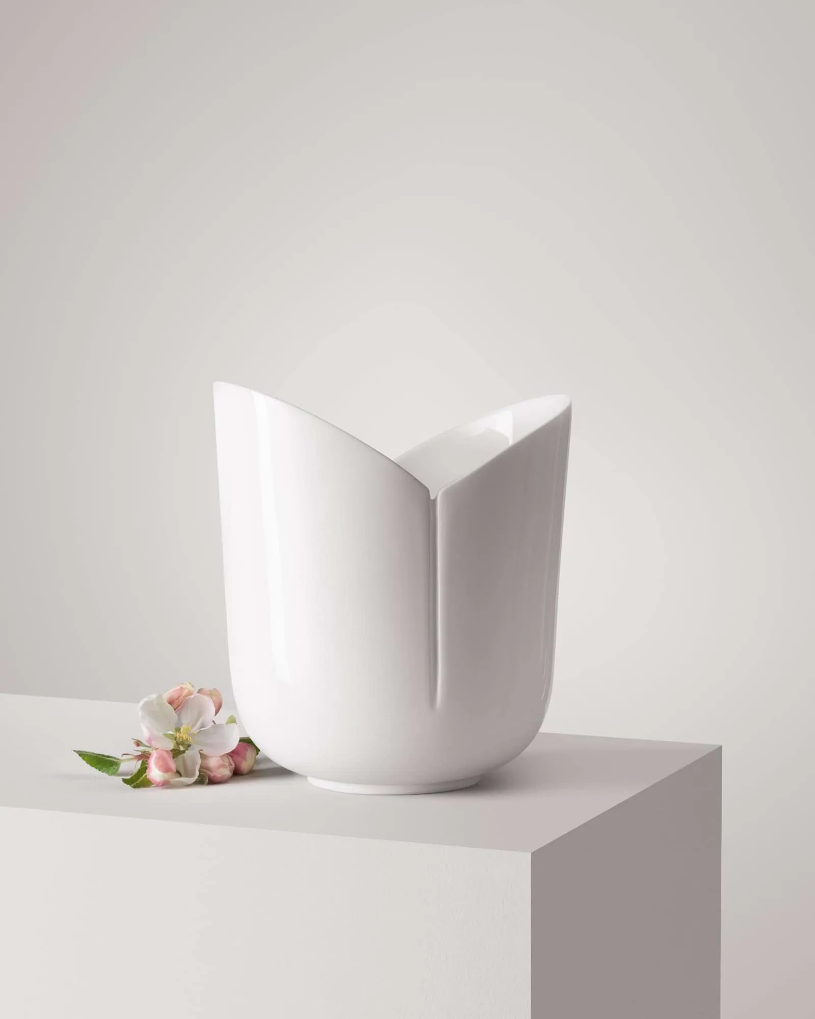 Vase TULIP, Medium Gustafsbergs Porslinsfabrik