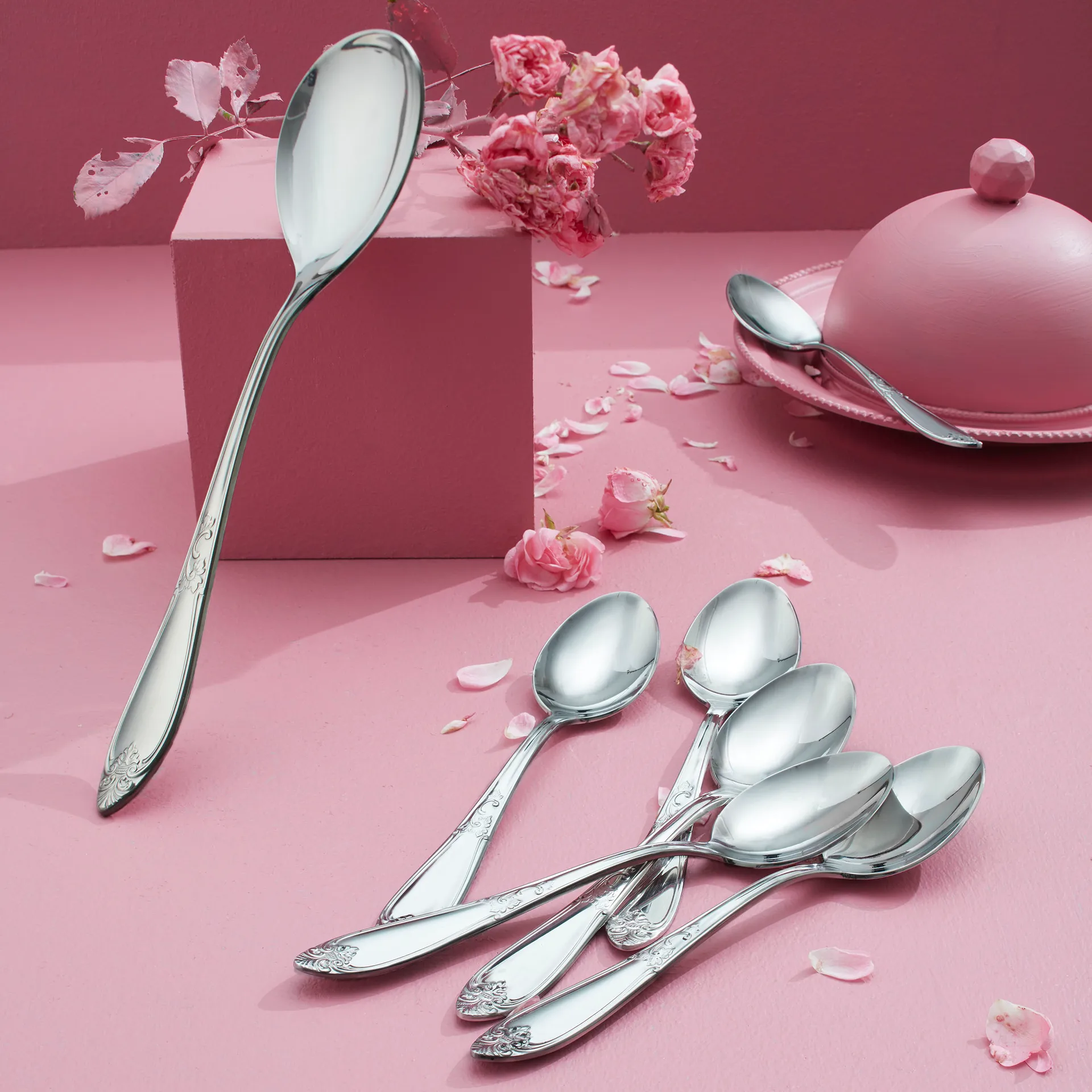 Couverts à service Nina, Acier inoxydable Hardanger Bestikk