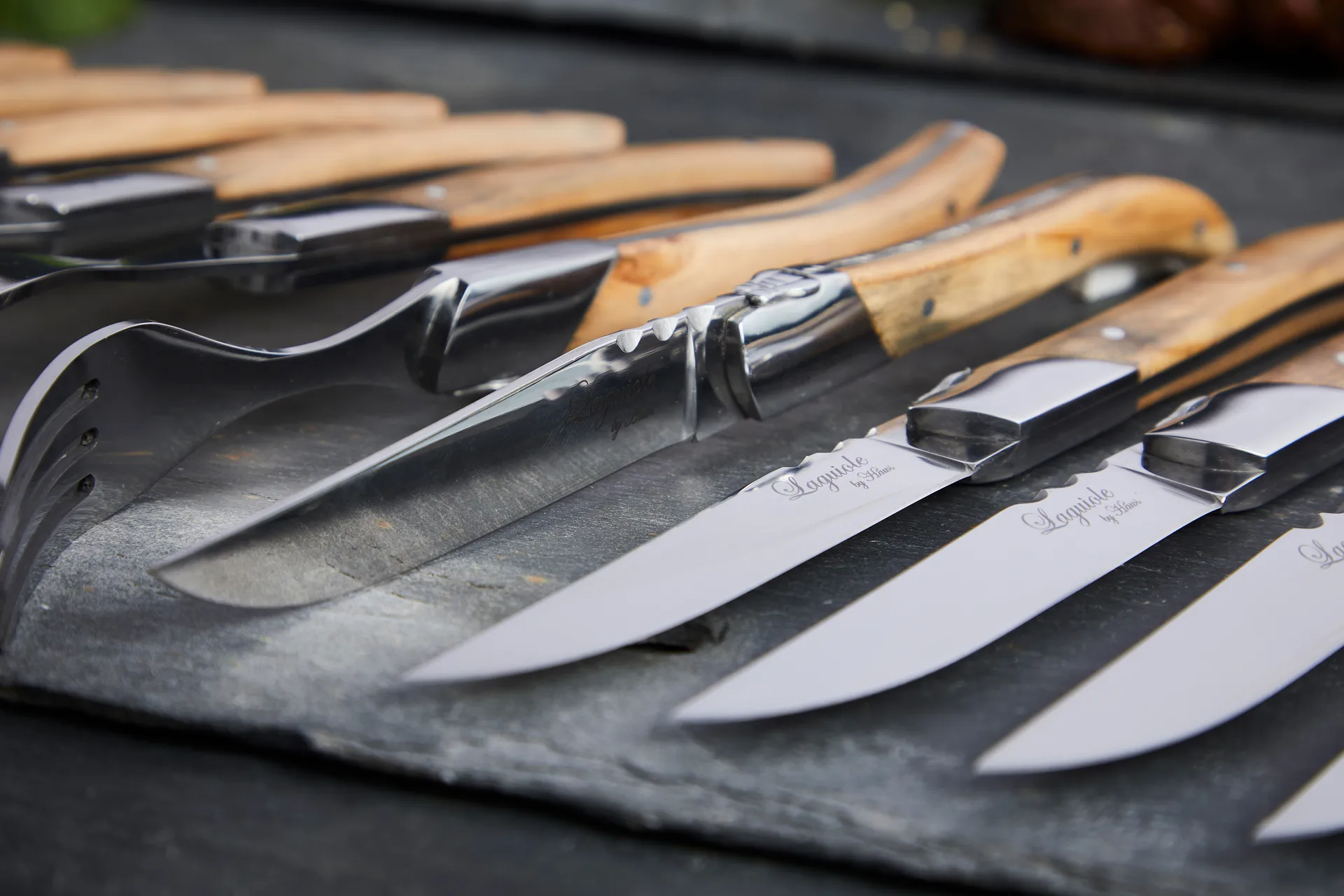 Couverts à steak Laguiole By Hâws 12 pièces, Olive Hâws