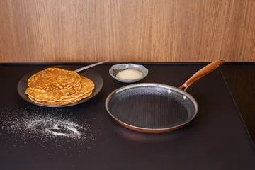 Crêpière Hâws Santo à revêtement hybride Ø24 cm - Rose Gold - Hâws