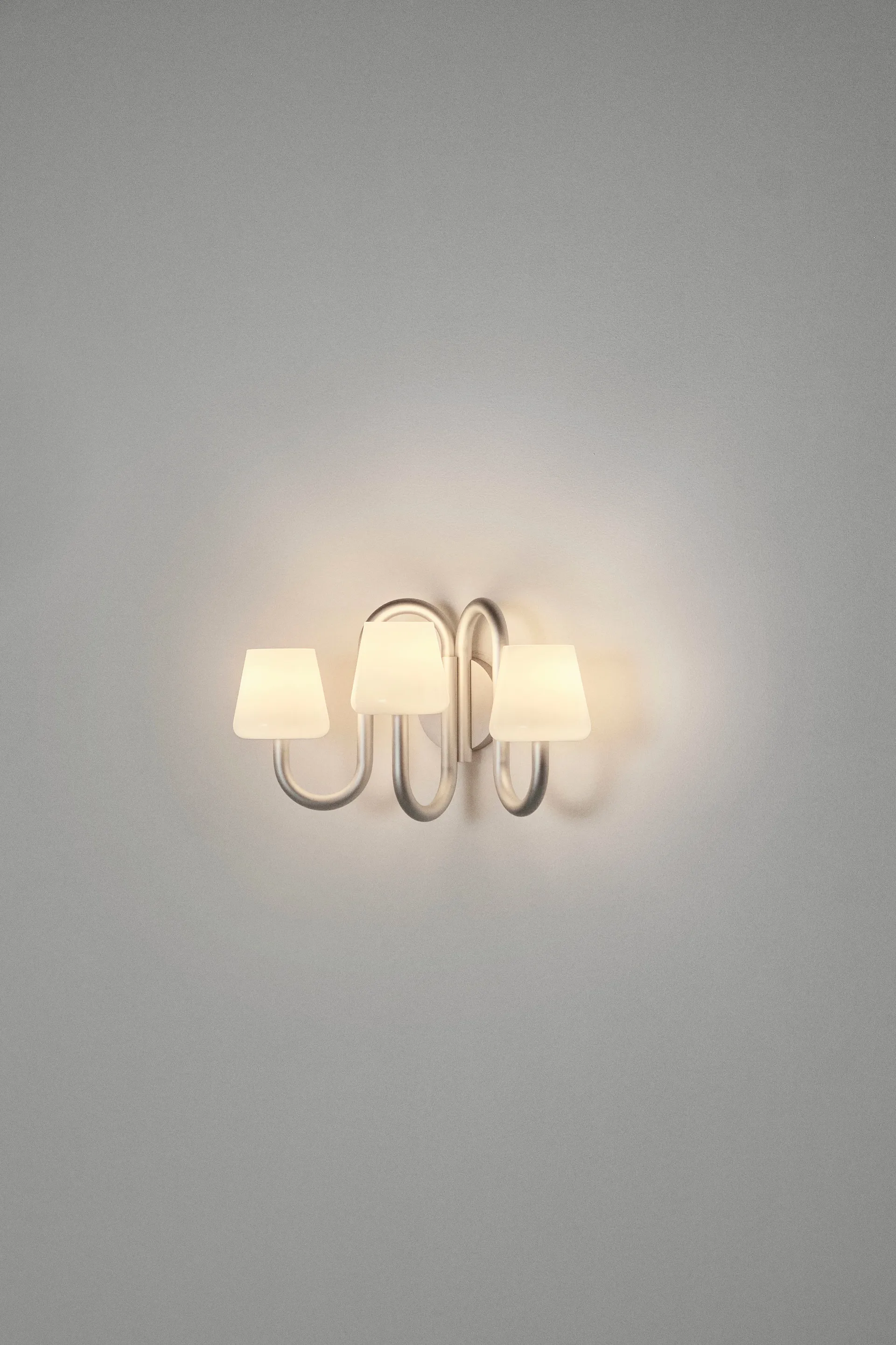 Apollo Lampe murale, White opal HAY