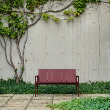 Banc Crate Dining Bench en pin laqué - iron red - HAY