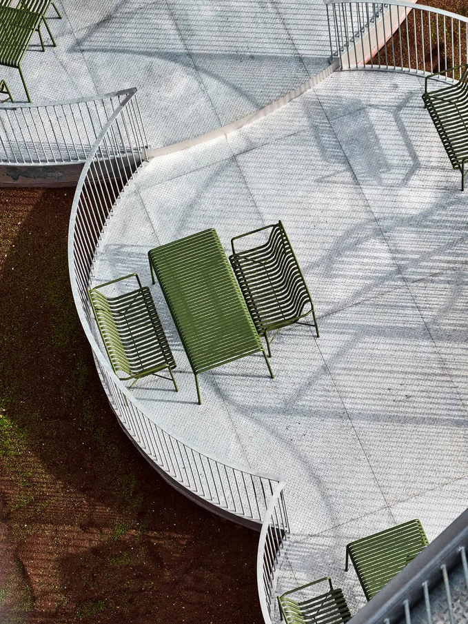 Banc Palissade Dining avec accoudoirs, Olive HAY