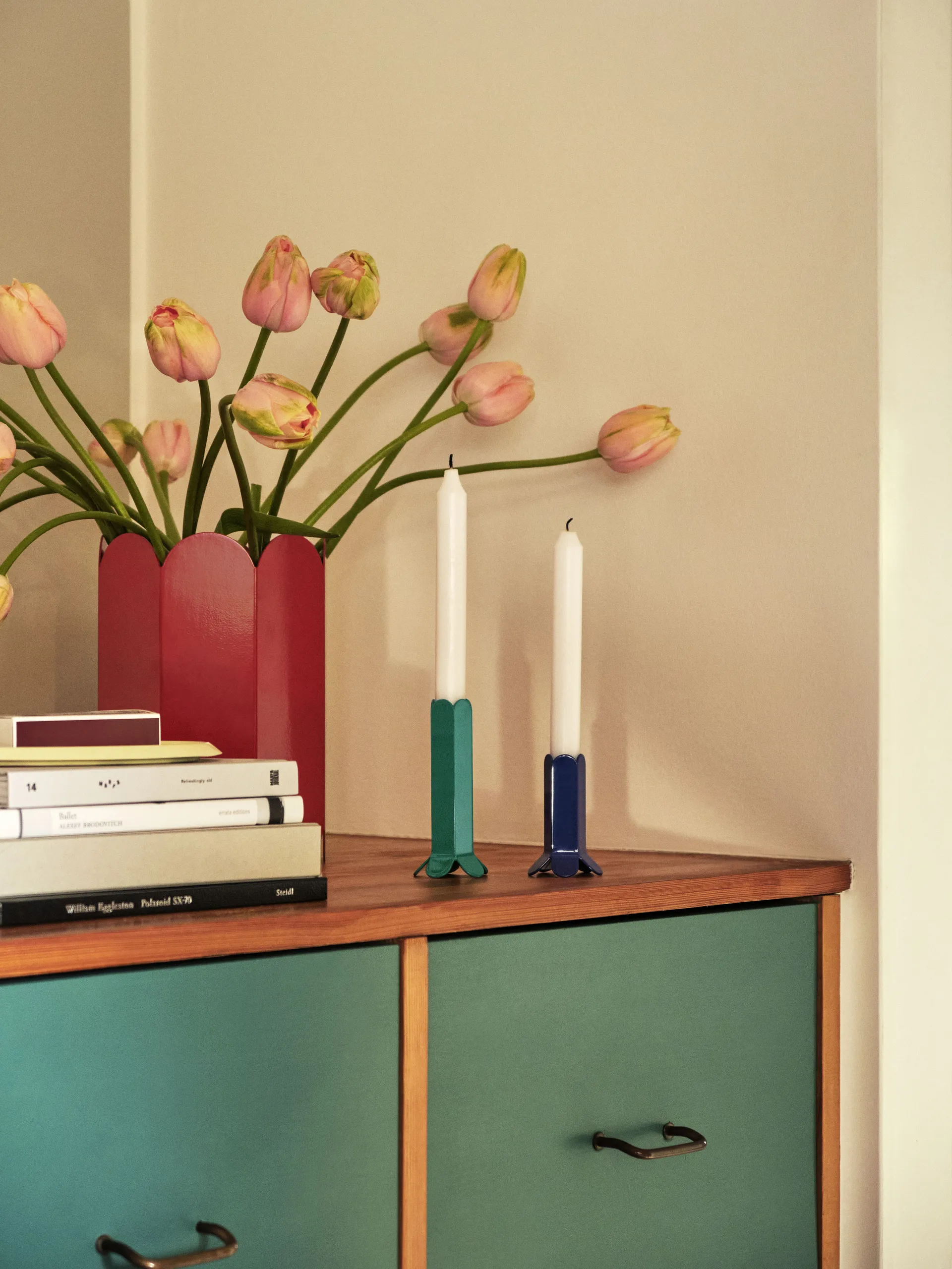 Bougeoir Arcs 9 cm, Dark blue HAY