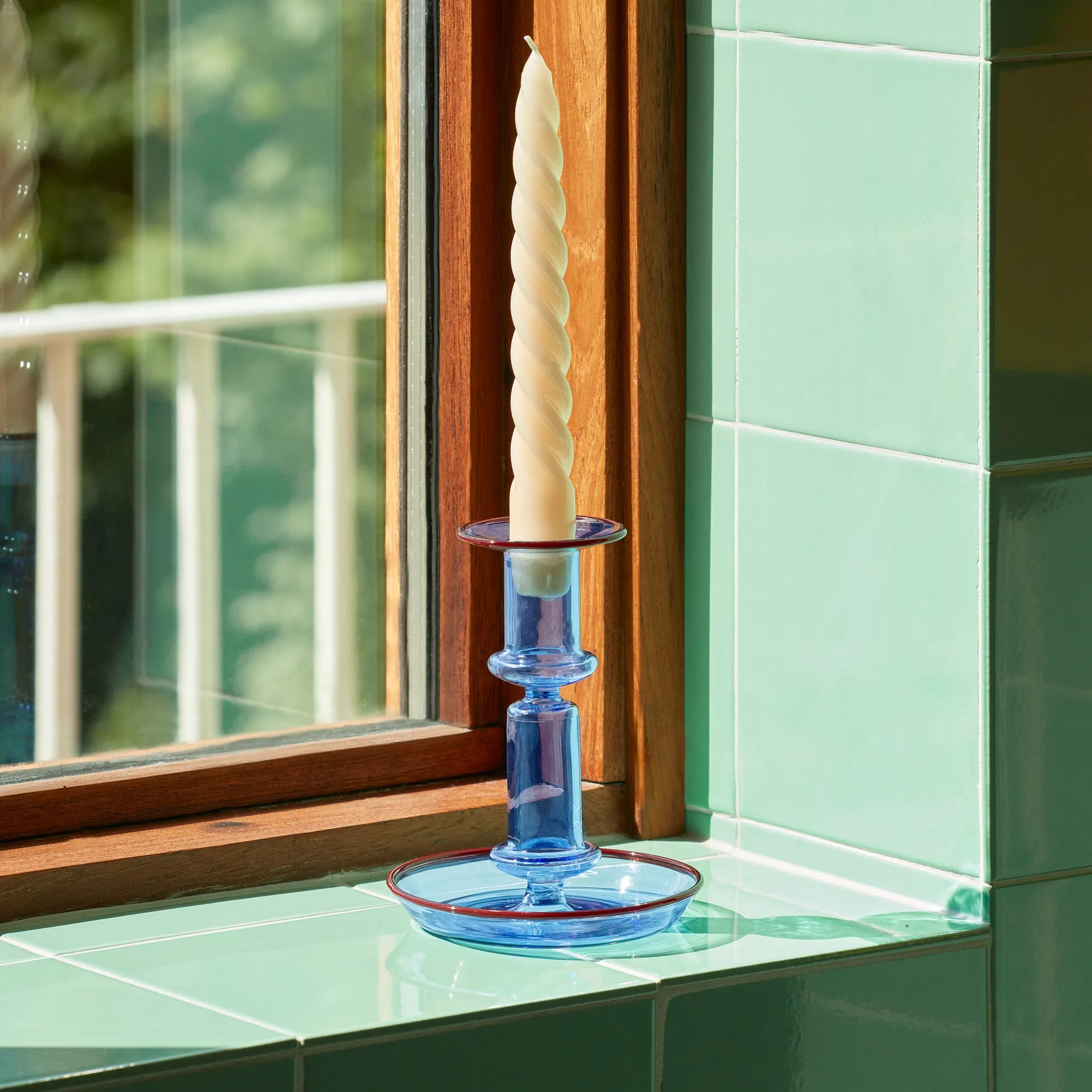 Bougeoir Flare moyen, Light blue-red HAY