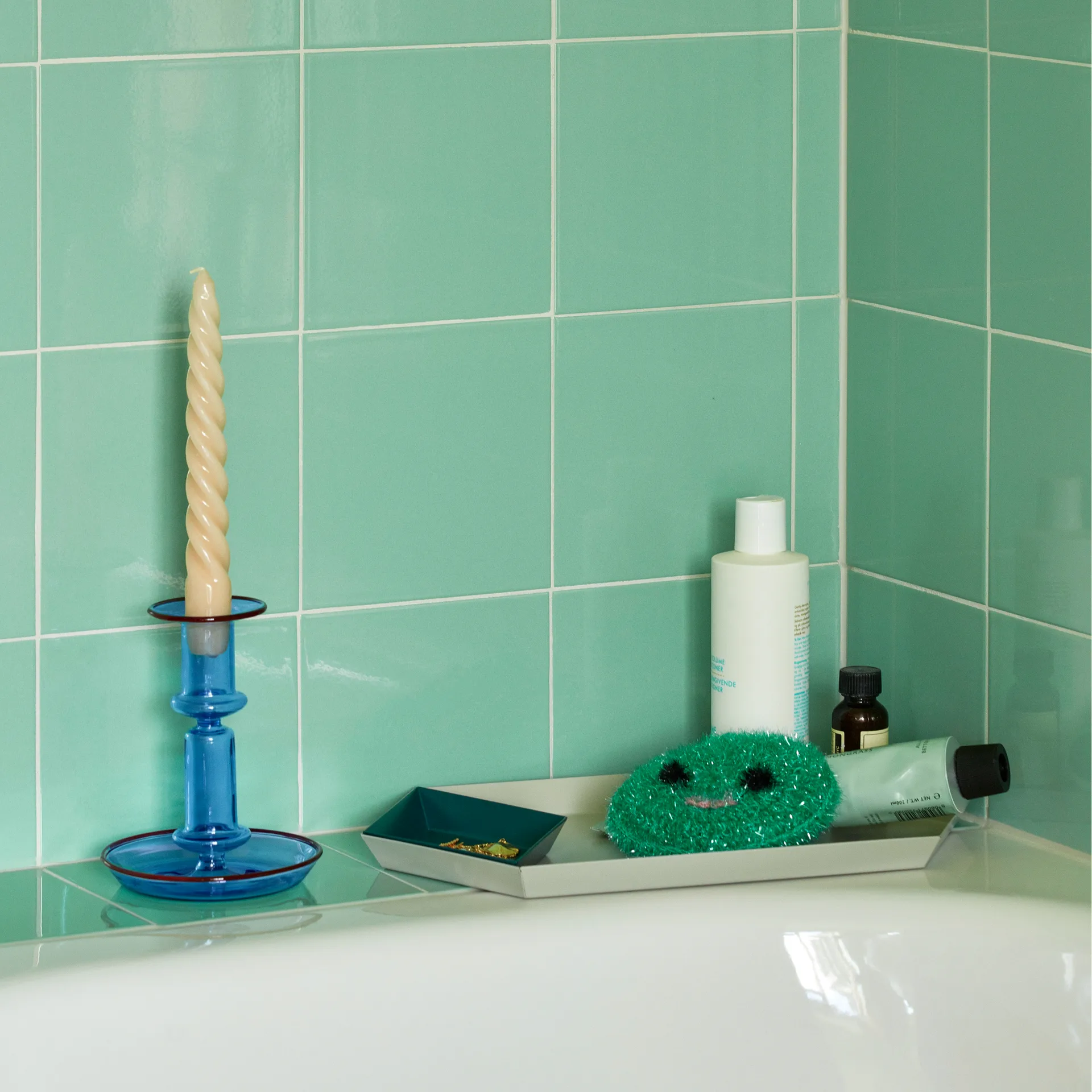 Bougeoir Flare moyen, Light blue-red HAY