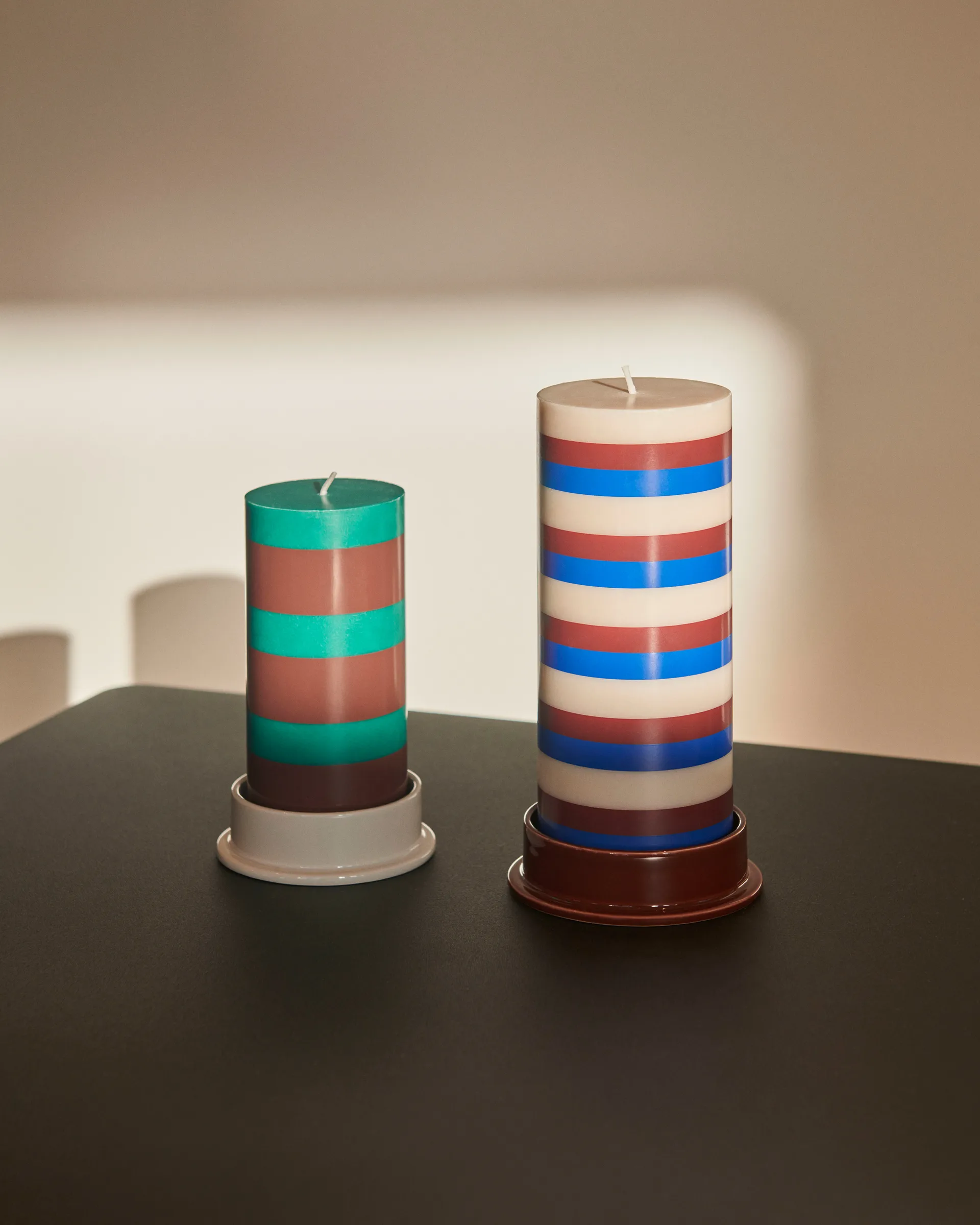 Bougie bloc Column Candle medium 20 cm, Off white-brown-blue HAY