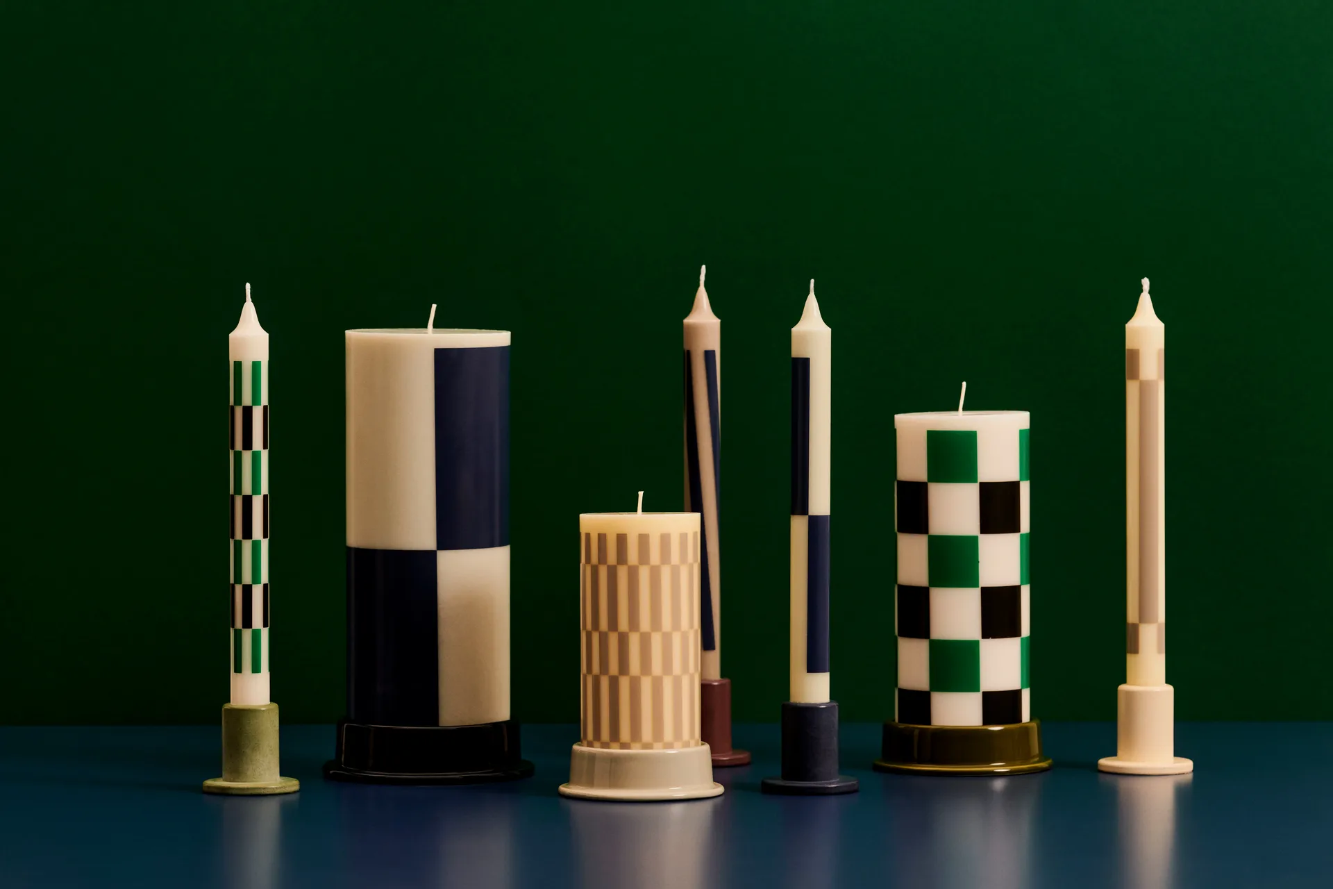 Bougie bloc Column Candle small 15 cm, Cream-sand HAY