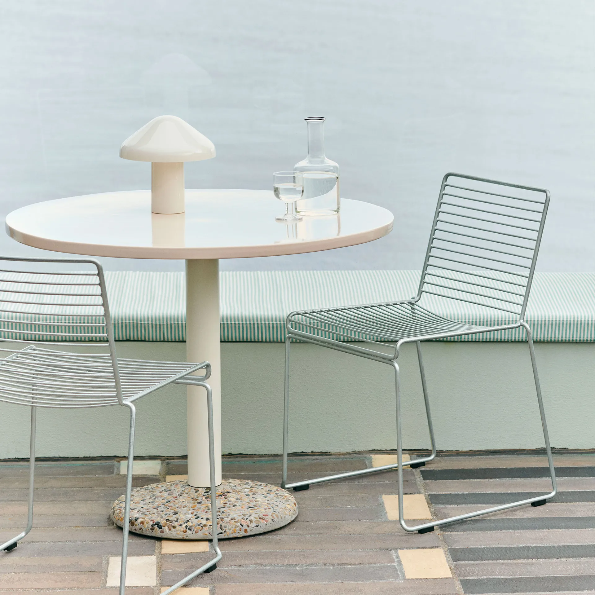 Ceramic Table Ø90 cm, Warm white HAY