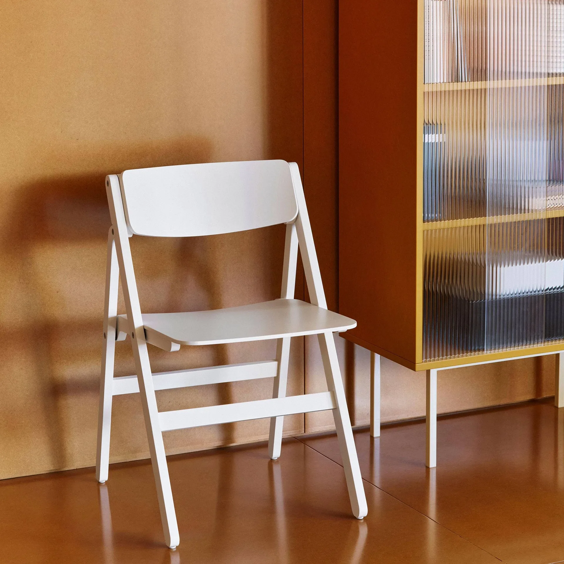Chaise Backflip Chair, Cream white, hêtre laqué HAY