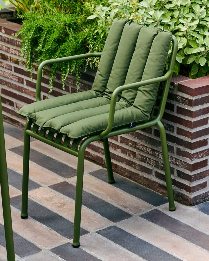 Chaise Palissade avec accoudoirs - olive - HAY