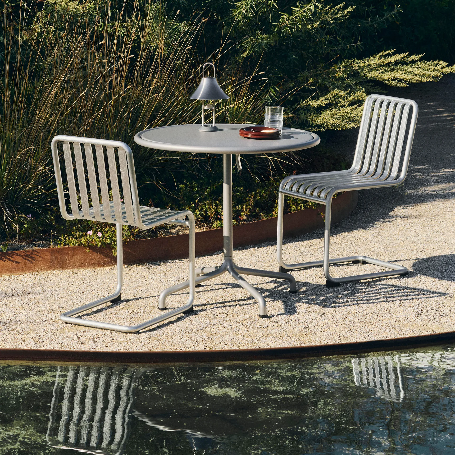 Chaise Palissade Cantilever, Sky grey HAY