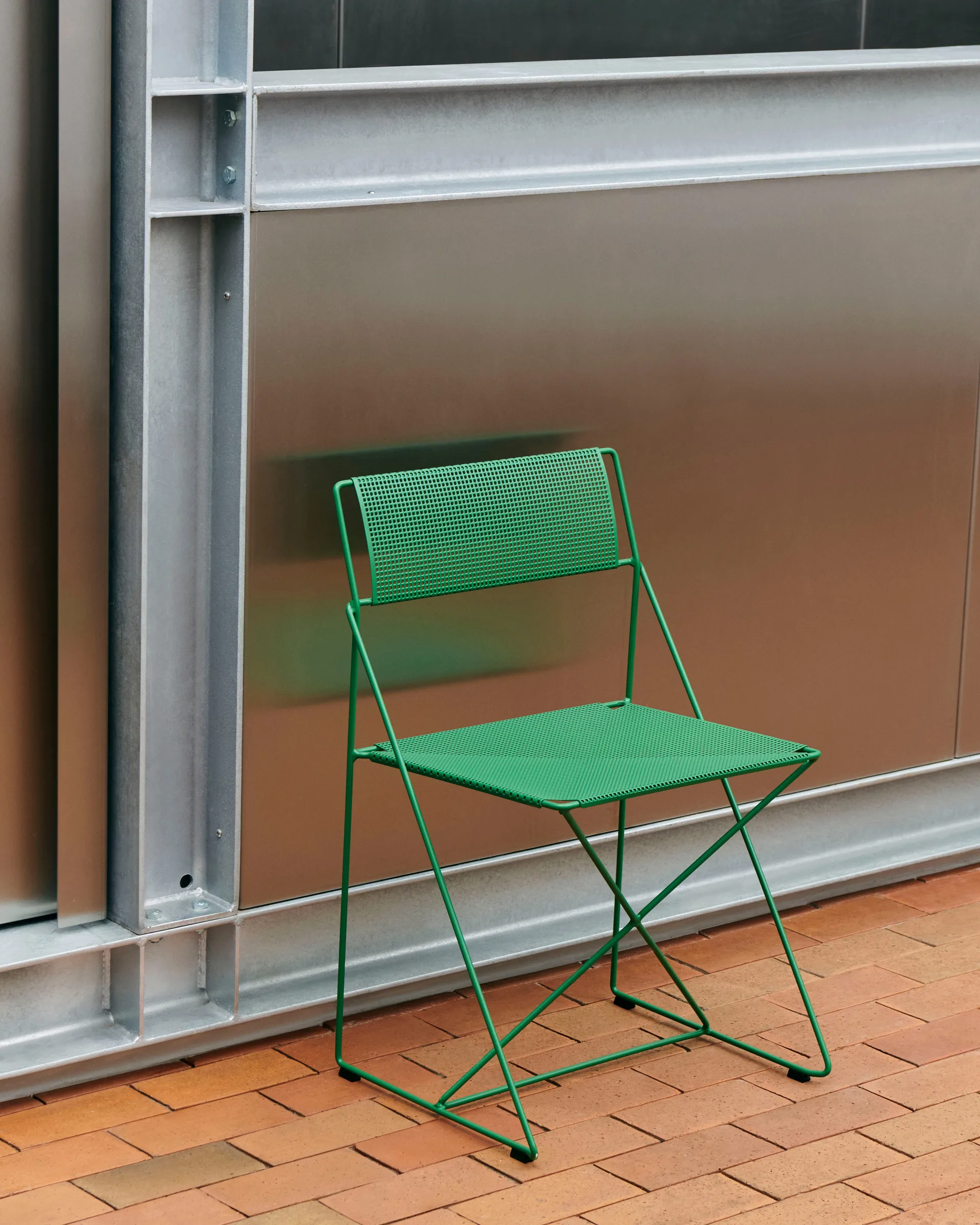 Chaise X-Line Indoor, Leek green HAY