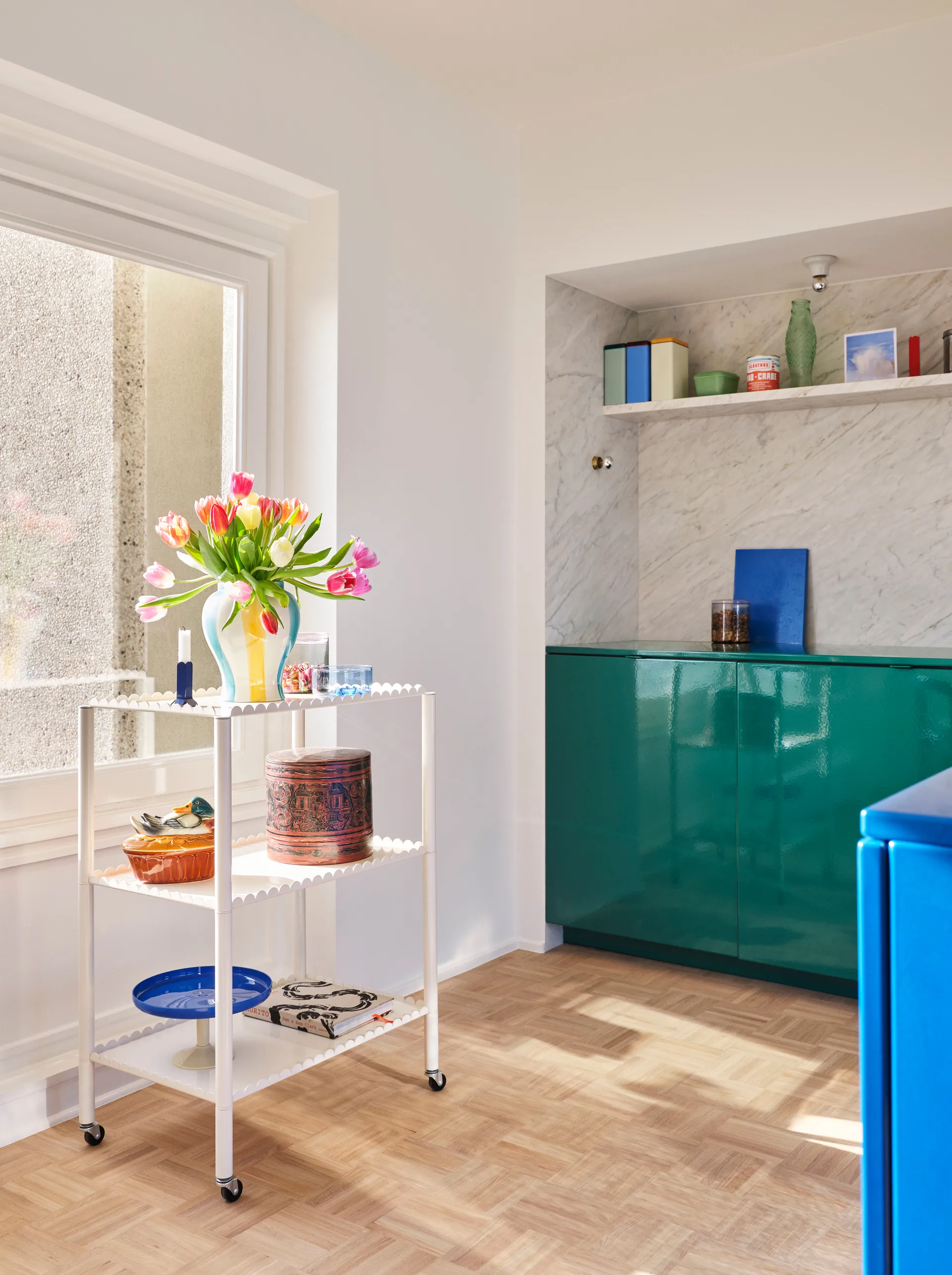 Chariot de service Arcs Trolley High, Eggshell HAY