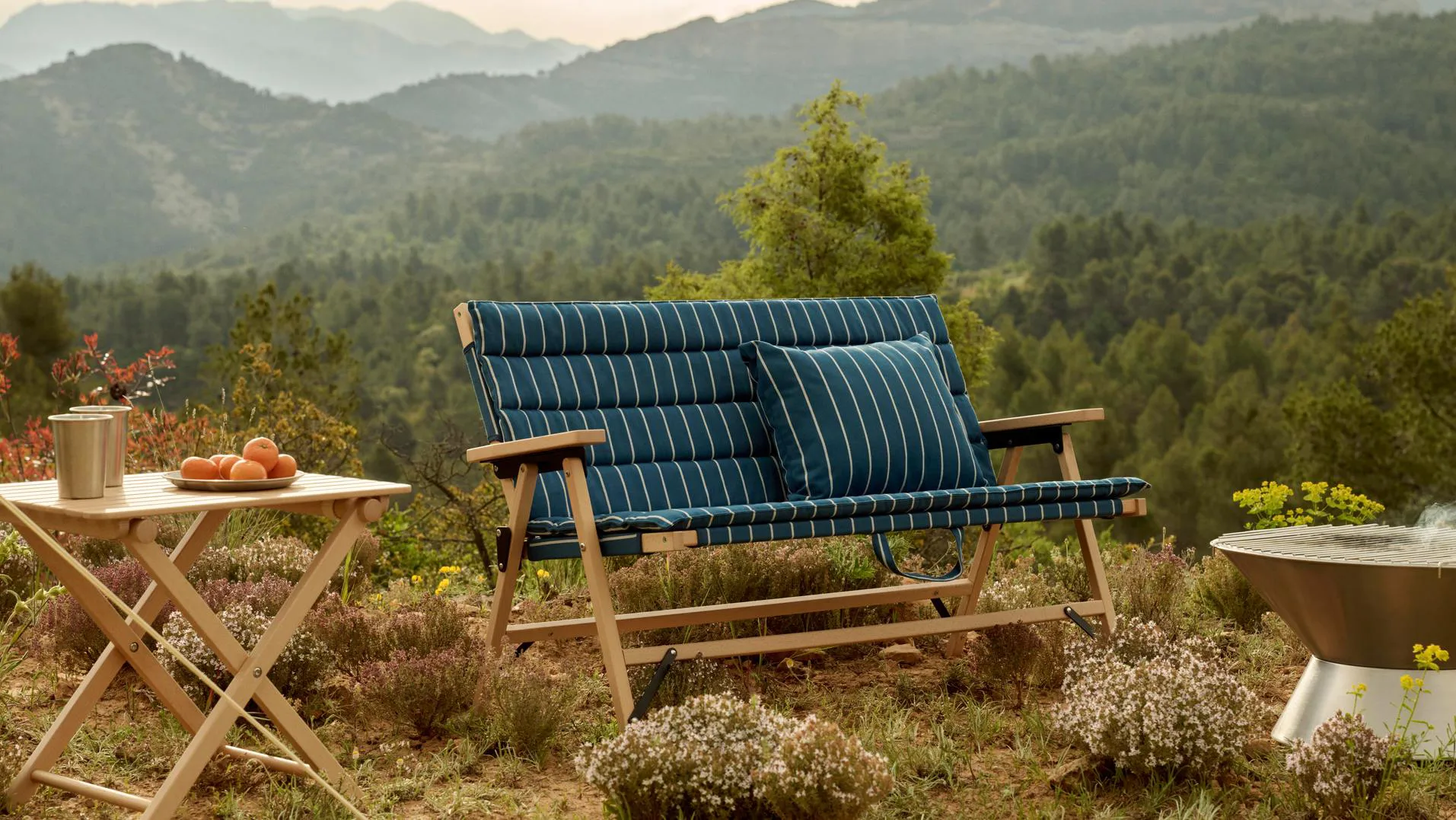 Coussin Outdoor Market, Blue-beige, 45x35 cm HAY