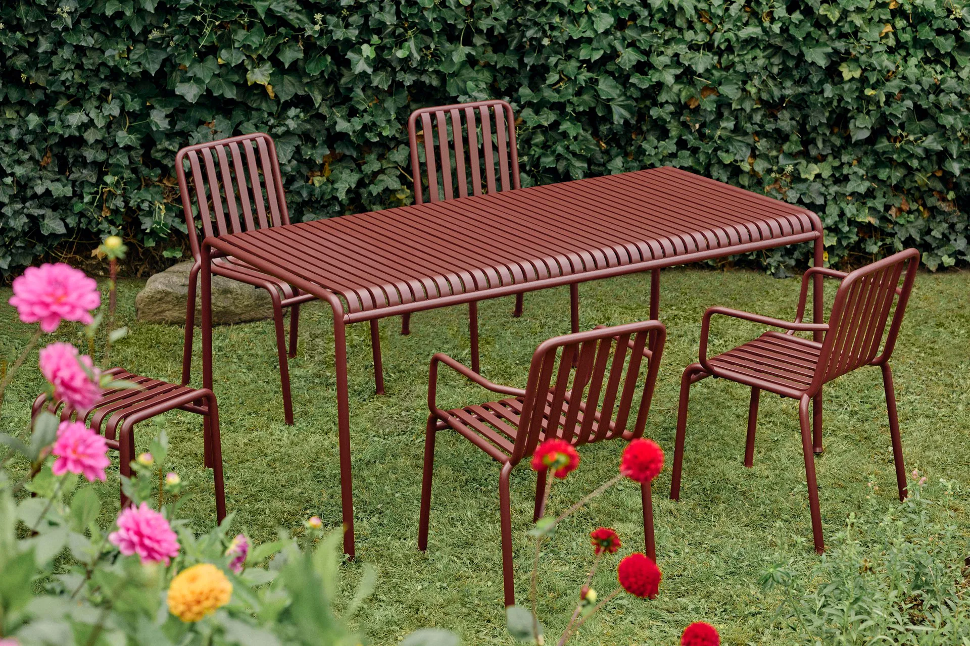 Ensemble de repas Palissade 4 chaises 170x90 cm - Iron red,  HAY