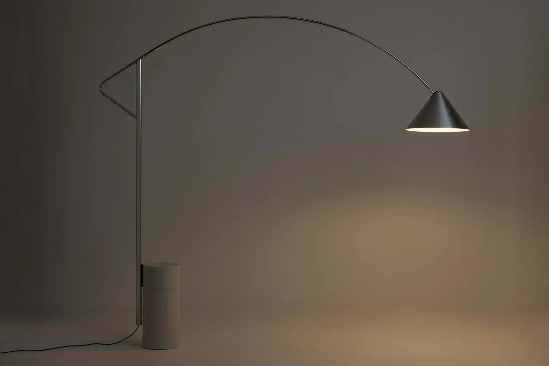 Lampadaire Compass, Argenté HAY