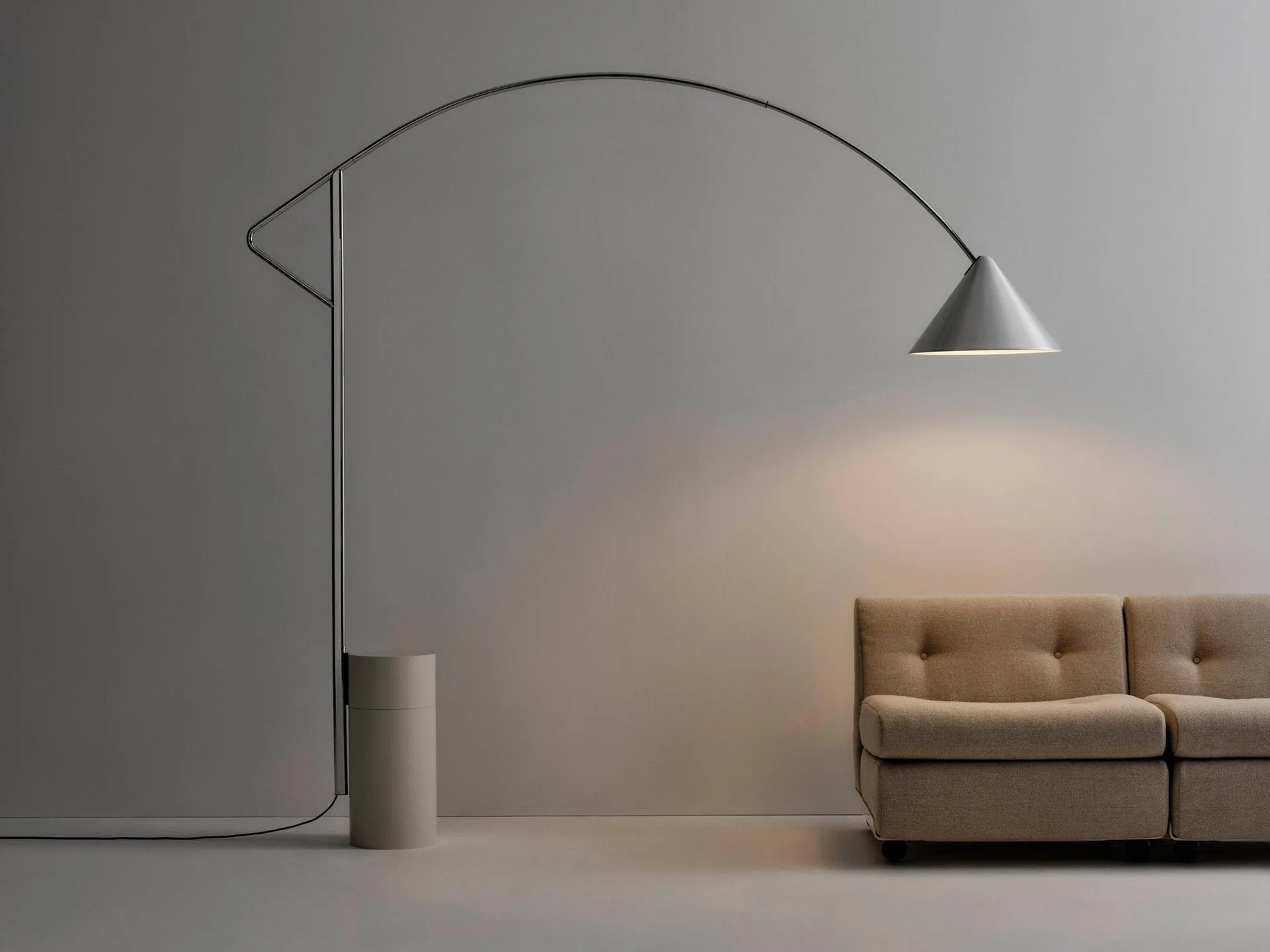 Lampadaire Compass, Argenté HAY