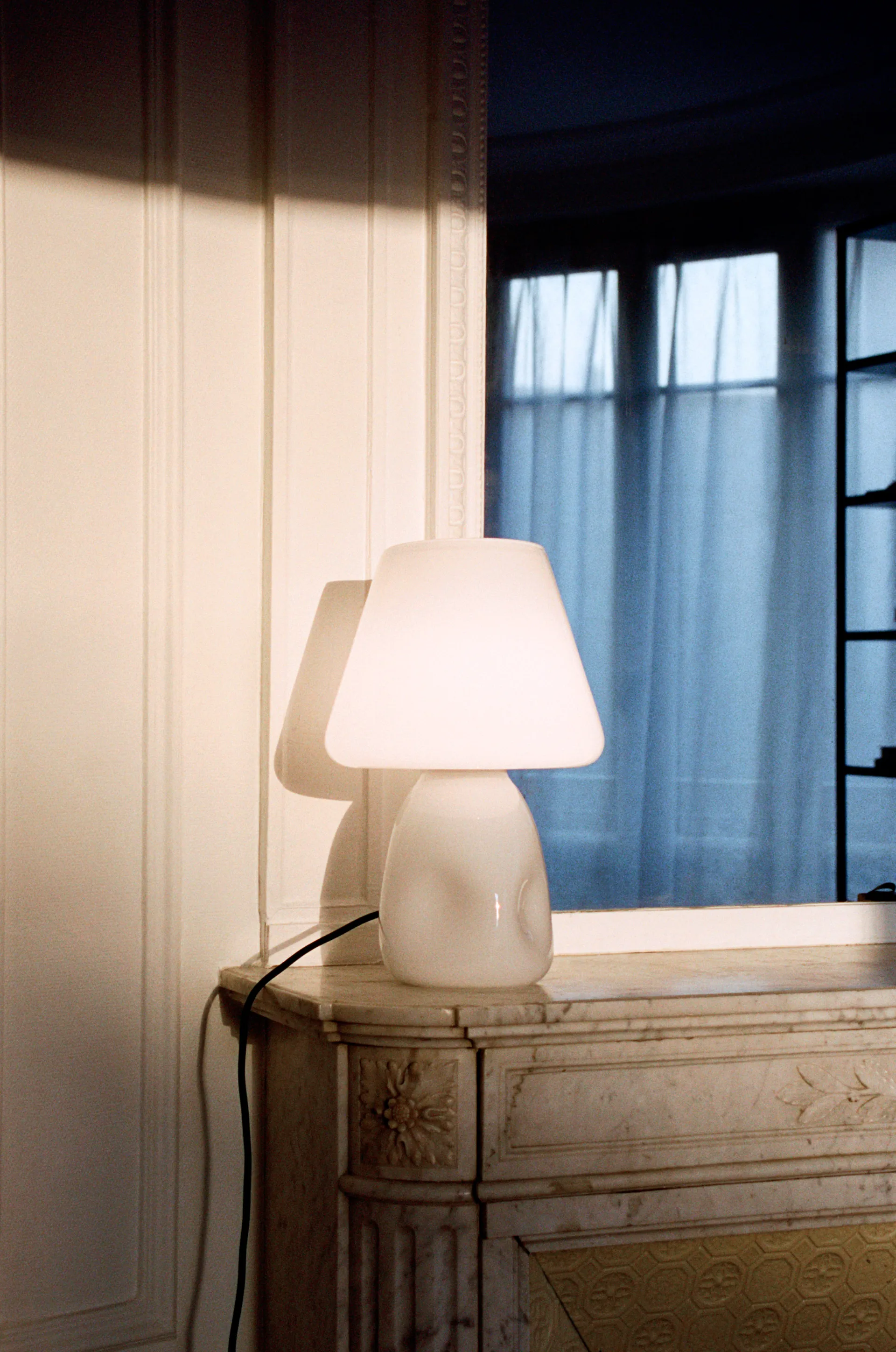 Lampe de table Apollo, Blanc HAY