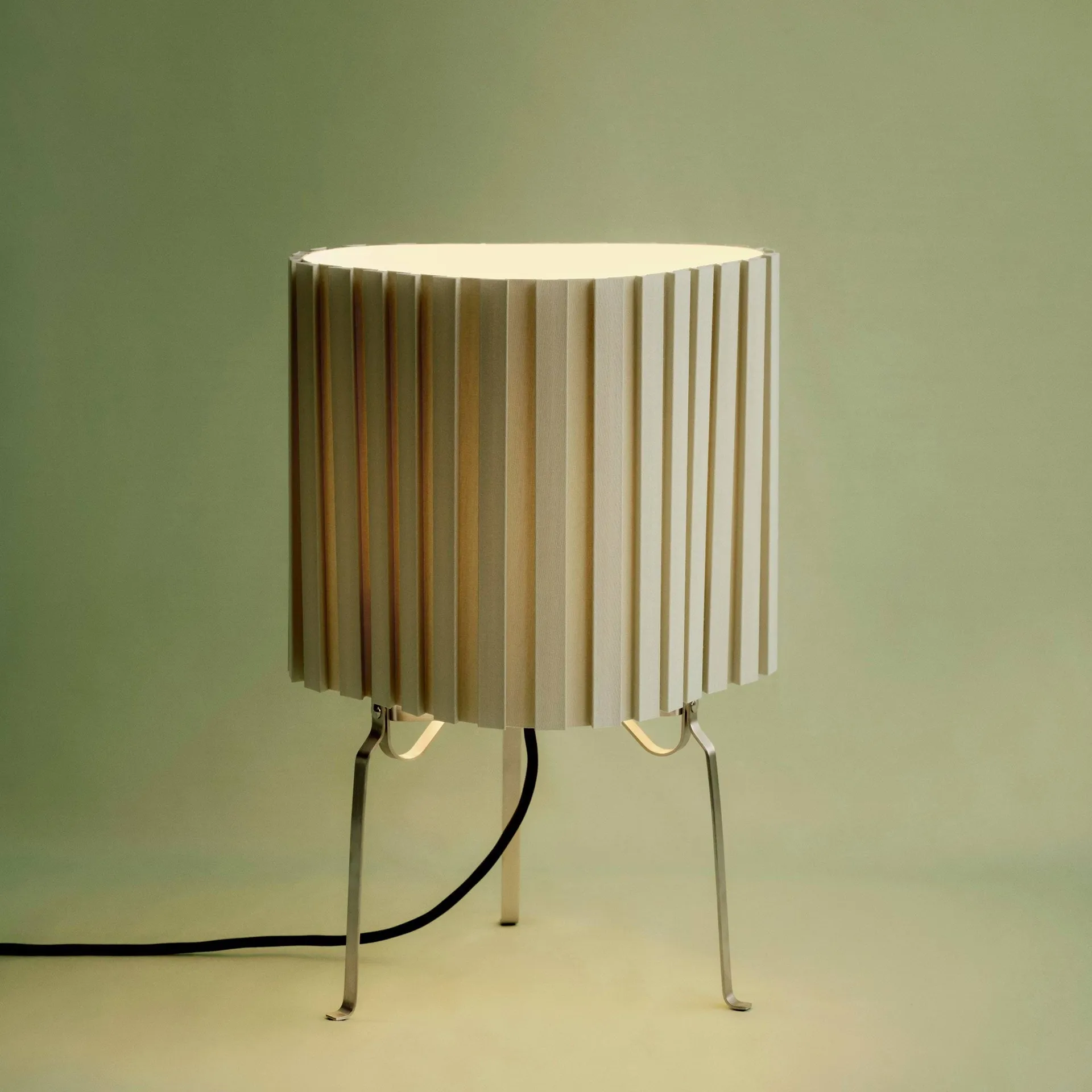 Lampe de table Canelé, Almond green HAY