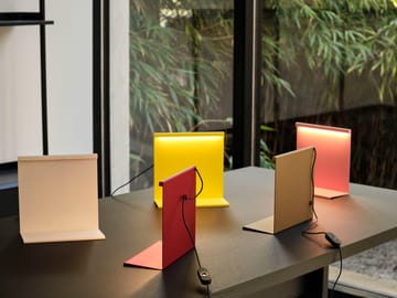 Lampe de table LBM - Luis pink - HAY