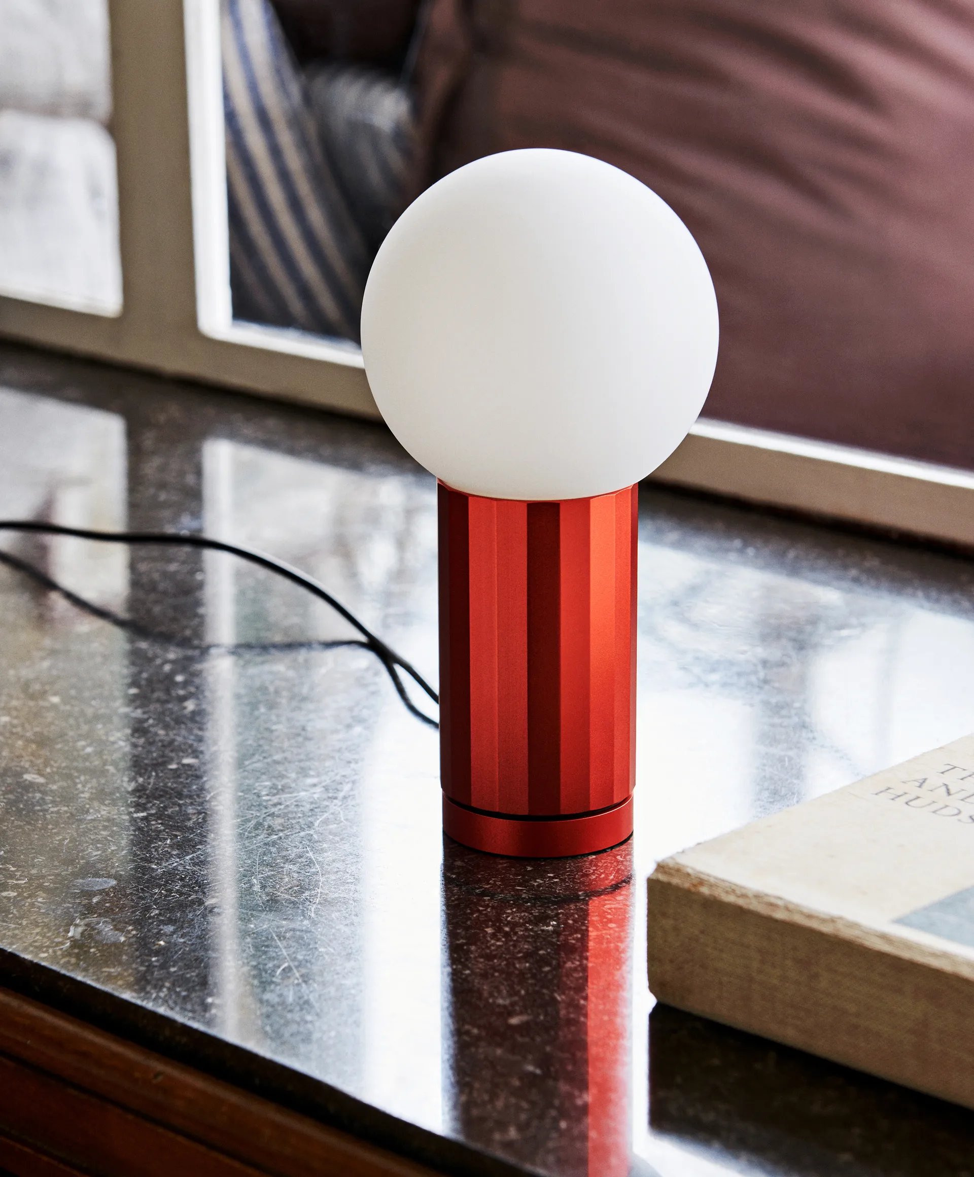 Lampe de table Turn On, Orange HAY