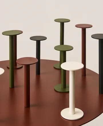 Lampe portable Host - Anthracite, 22 cm - HAY