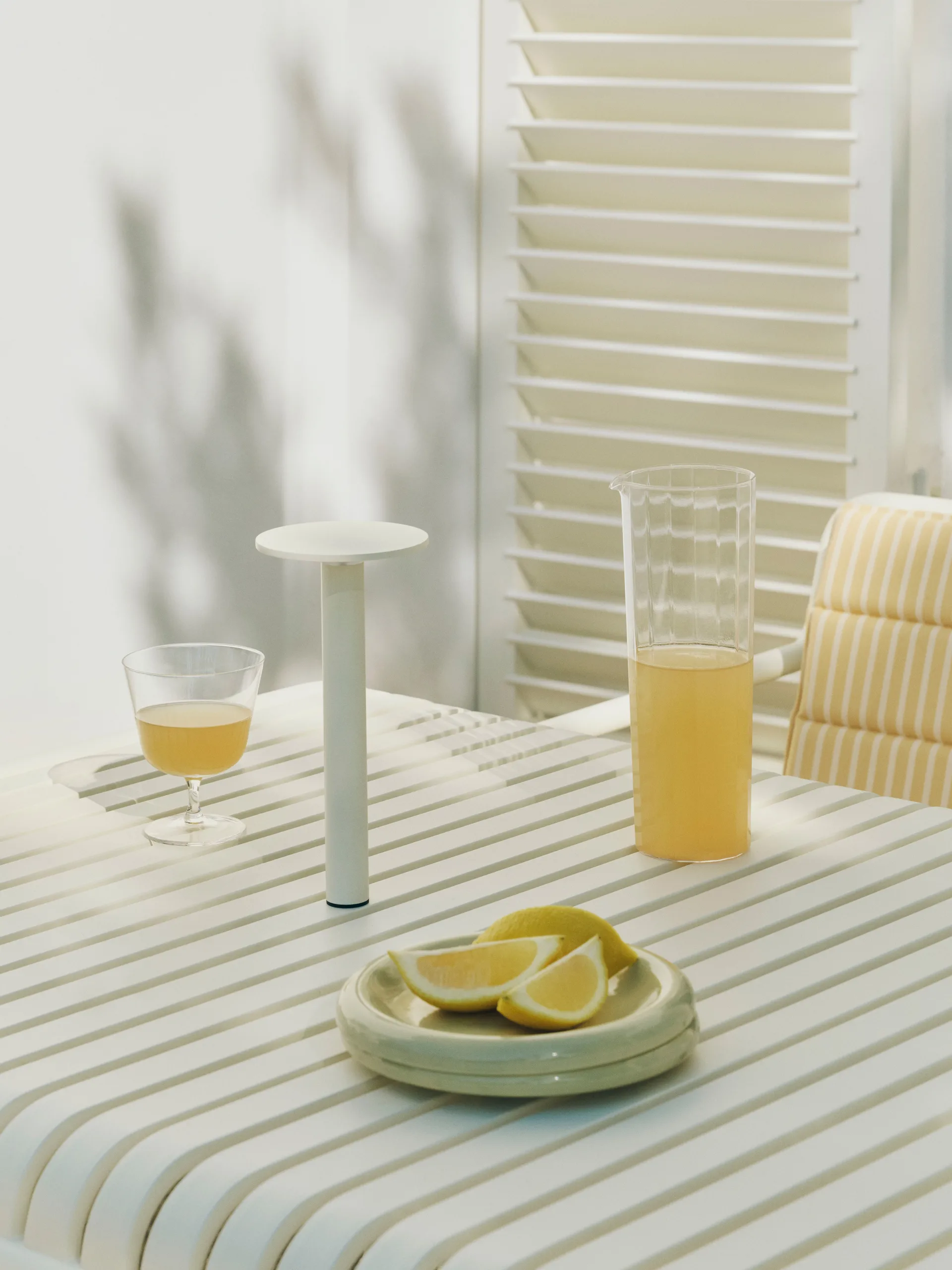 Lampe portable Host, Cream white, 22 cm HAY