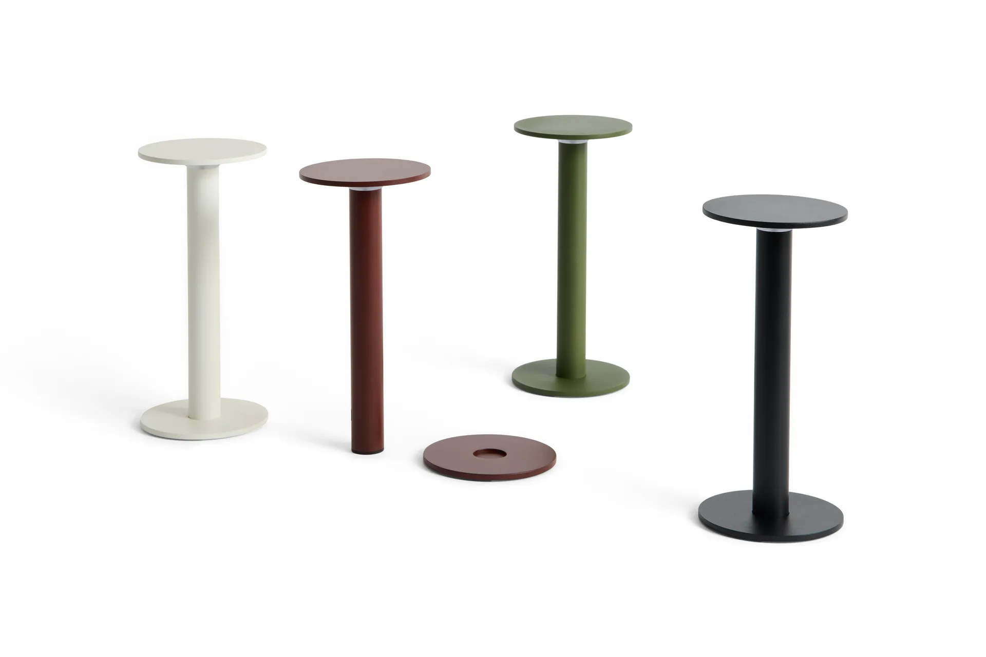 Lampe portable Host, Iron red, 30 cm HAY