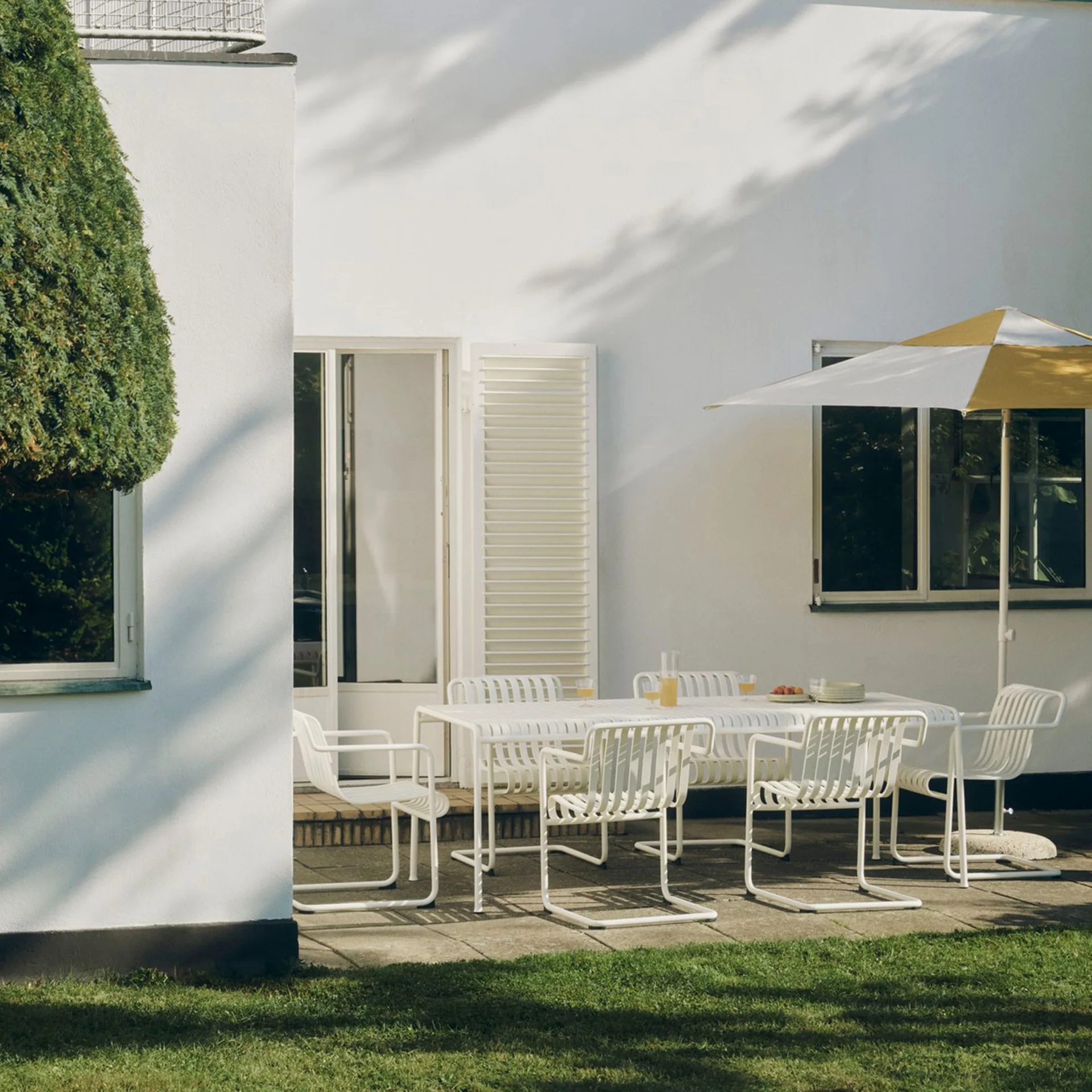 Parasol Terrazza Hexagon, Off white-ochre HAY