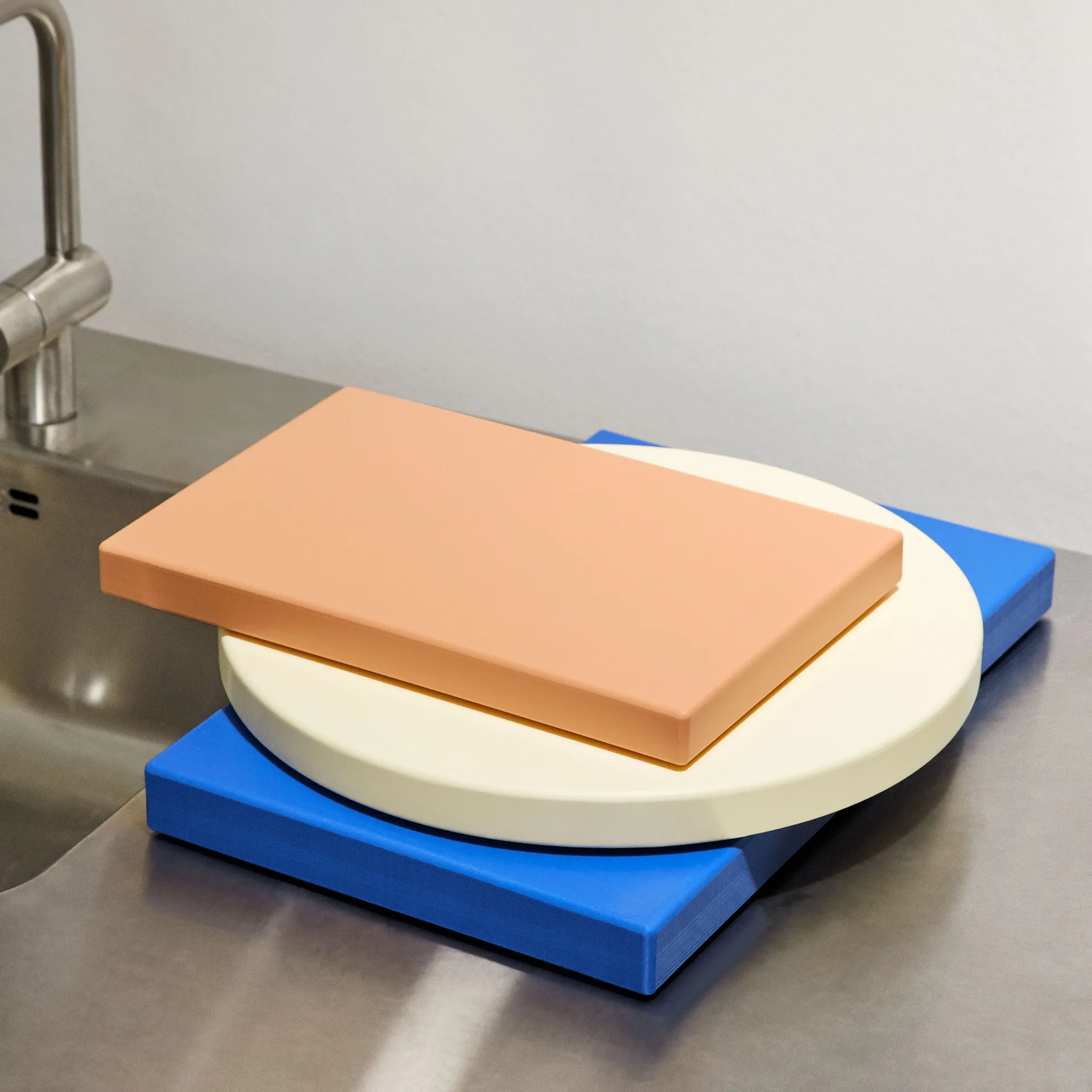 Planche à découper Chopping Board L Ø34 cm, Off-white HAY