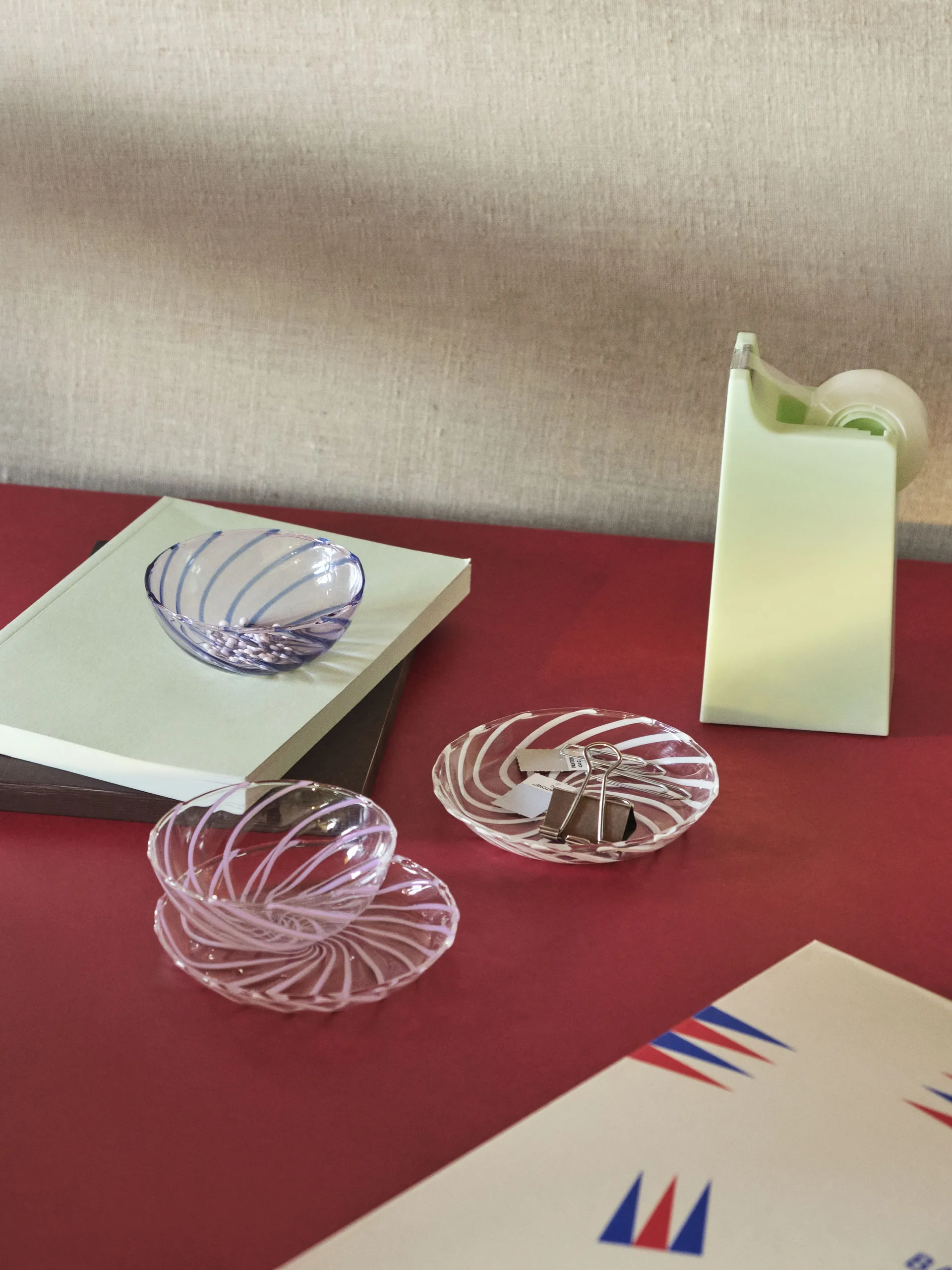 Plat Spin Ø11 cm Lot de 2, Transparent-rayure blanche HAY