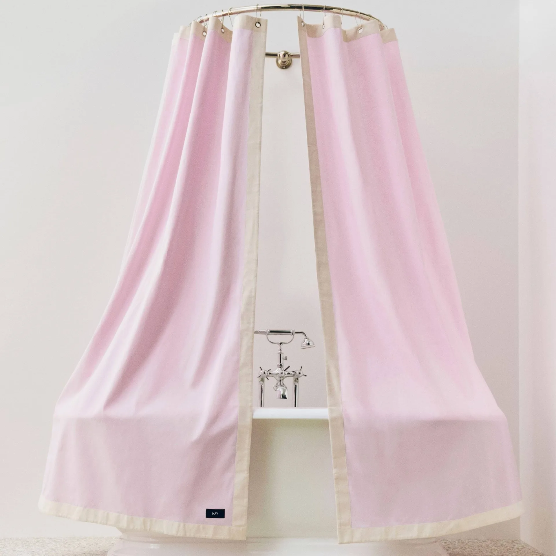 Rideau de douche Outline, Pink and cream HAY