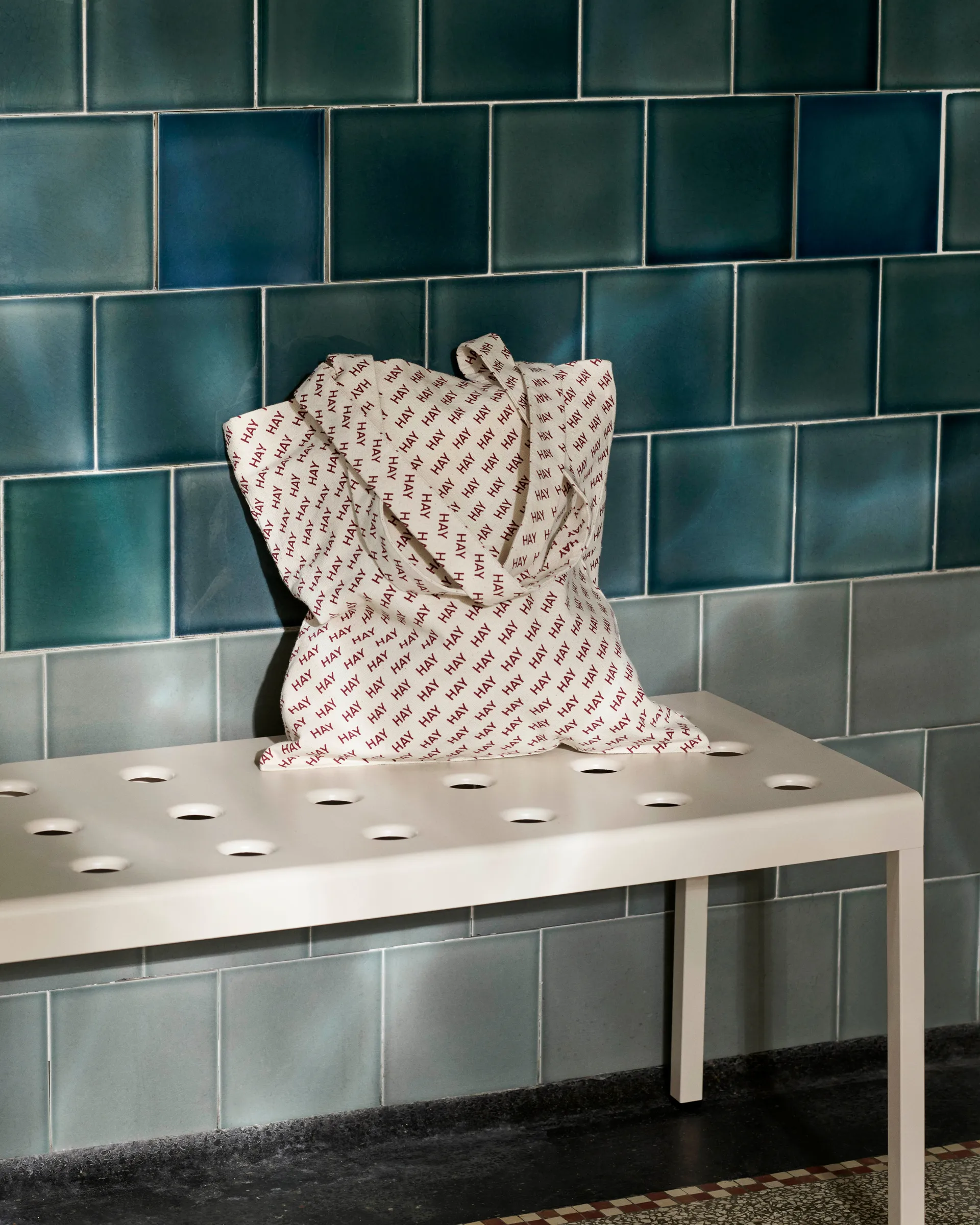 Sac en tissu HAY Logo, Burgundy HAY