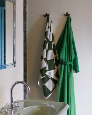 Serviette De Bain En Coton Rayé Hebden - 70x130cm, Douce Et Absorbante, Style Naturel Décontracté